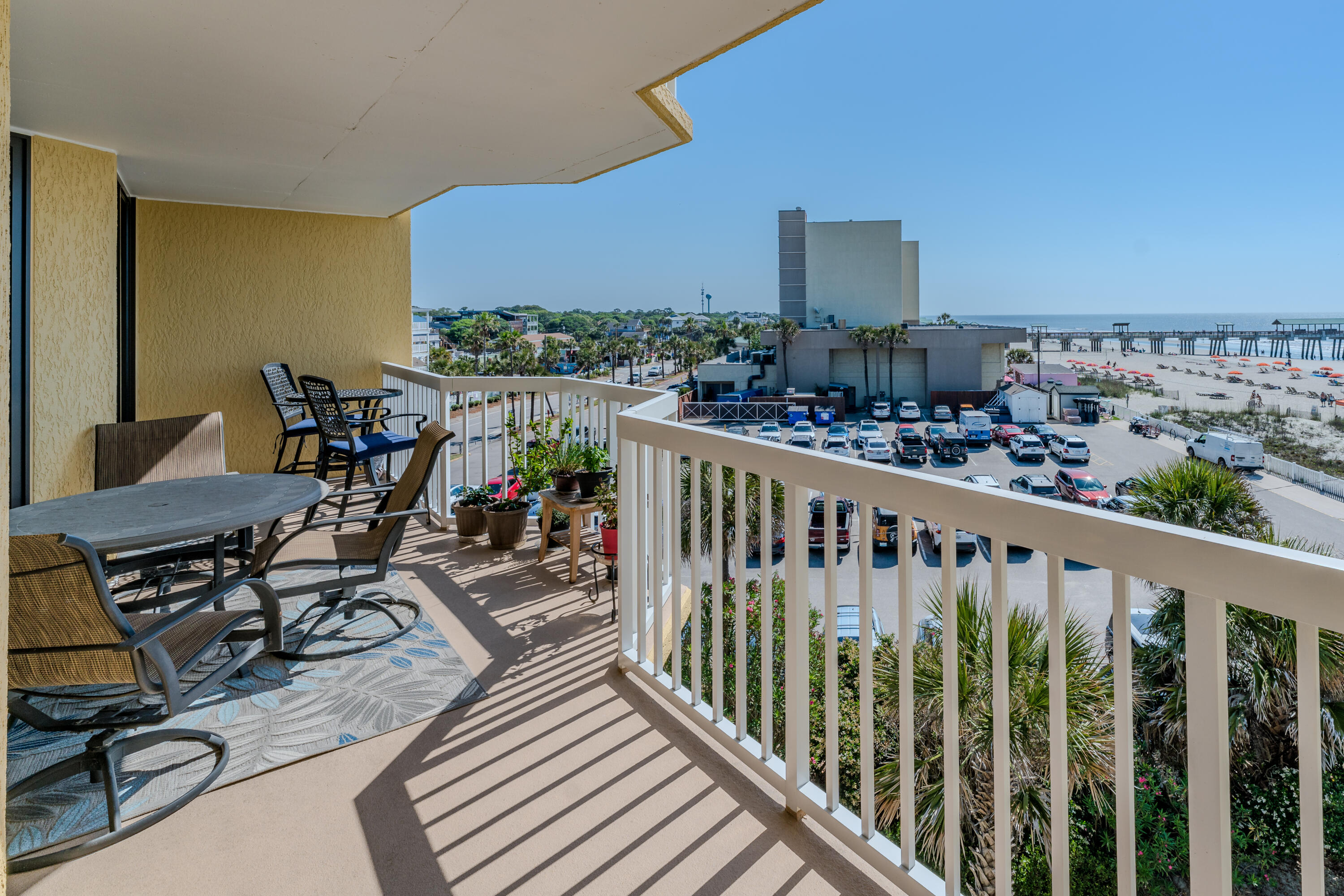 201 W Arctic Avenue Apt 302