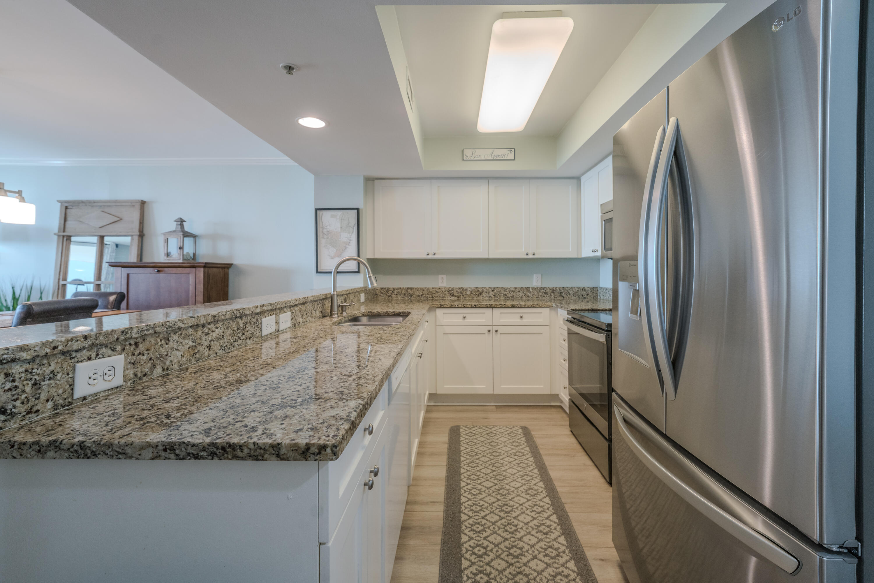 201 W Arctic Avenue Apt 302