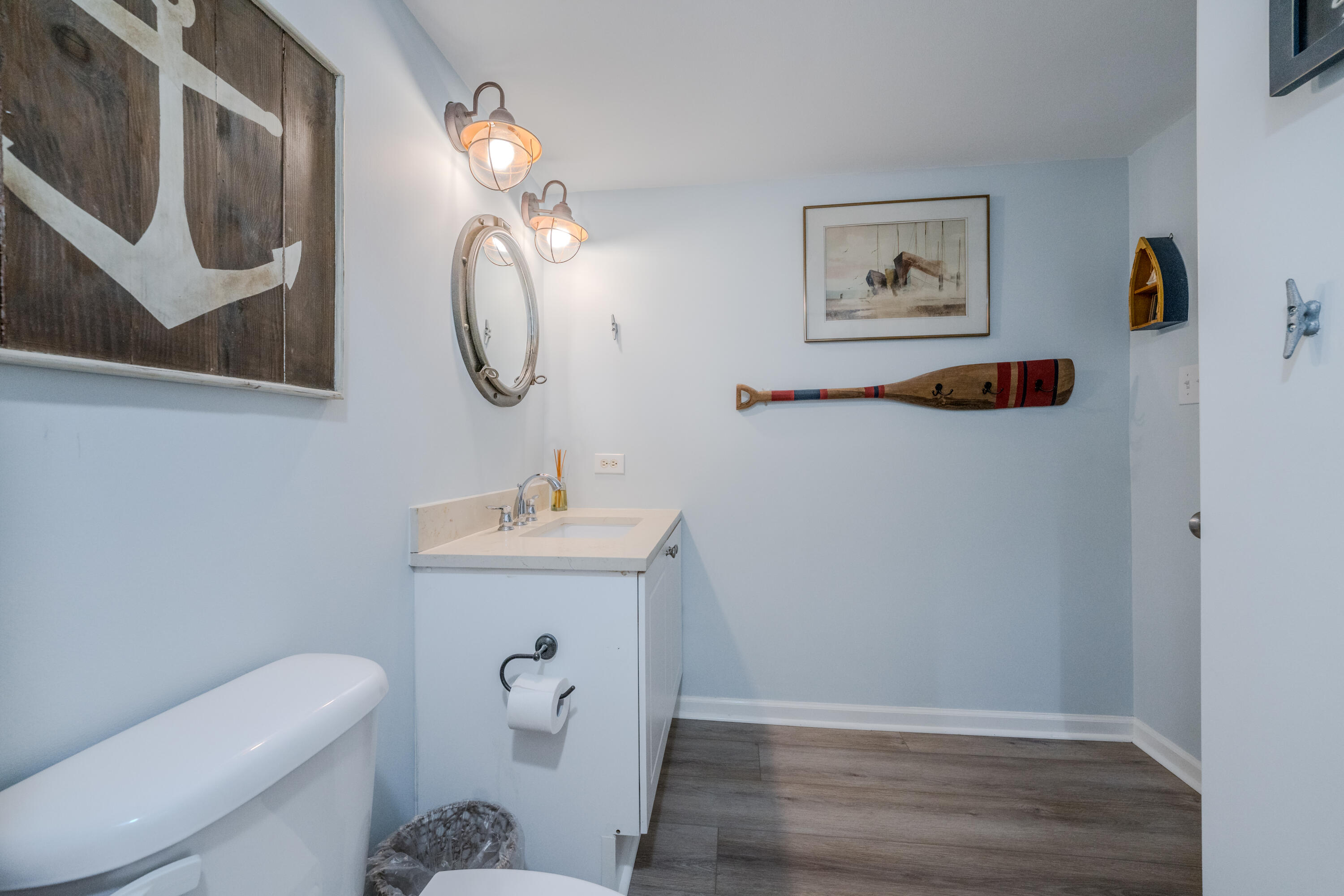 201 W Arctic Avenue Apt 302