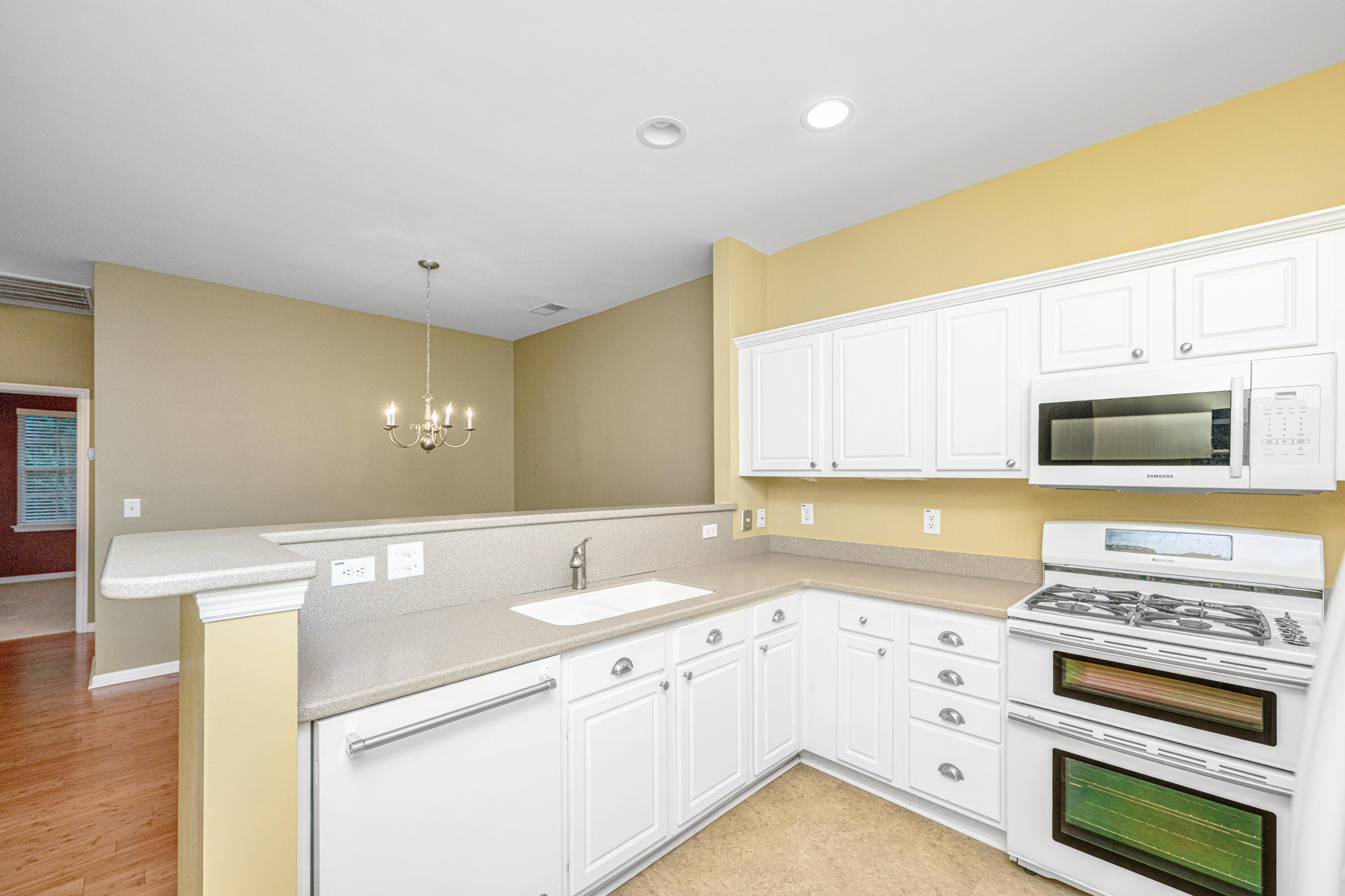 1126 Santa Elena Way