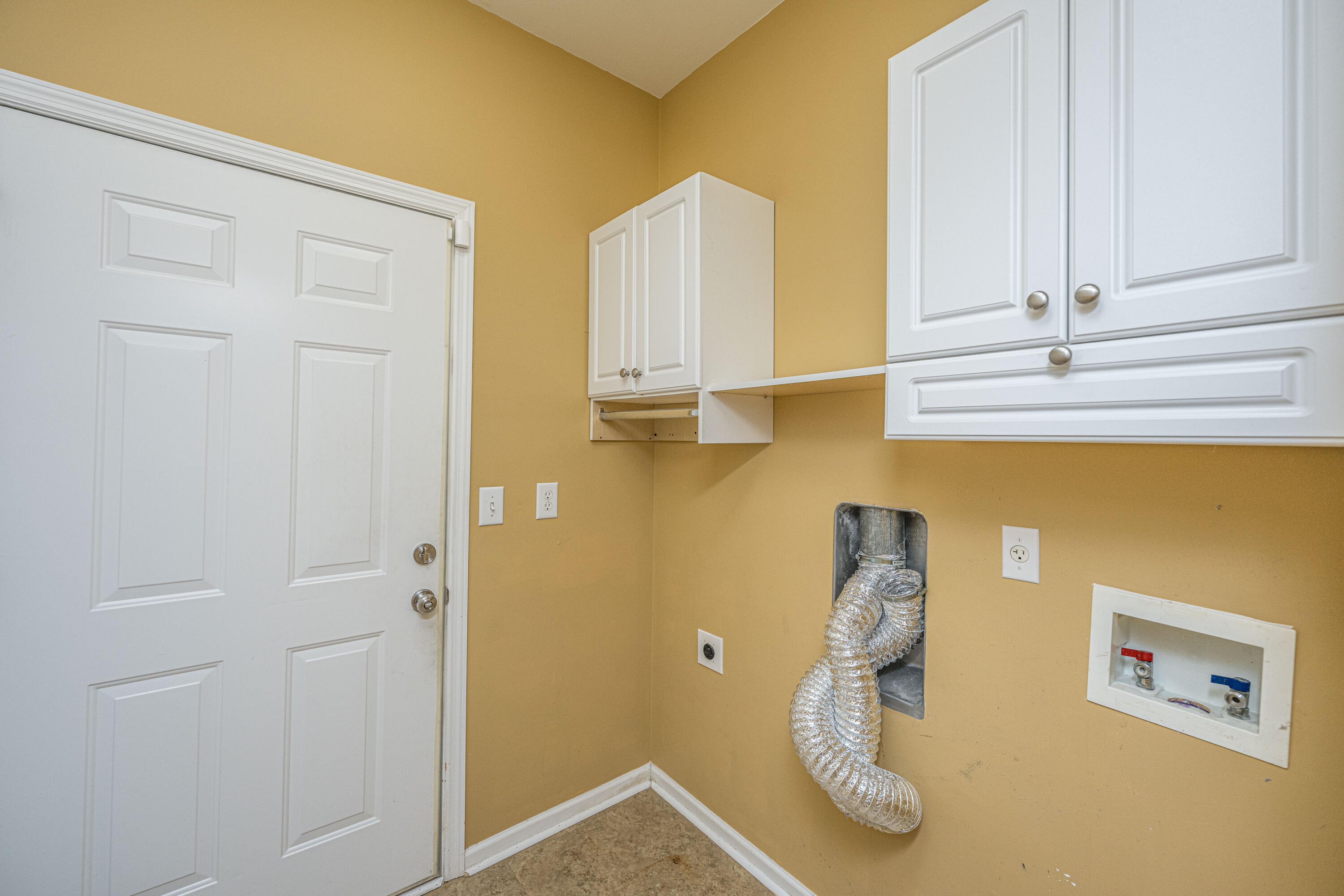 1126 Santa Elena Way