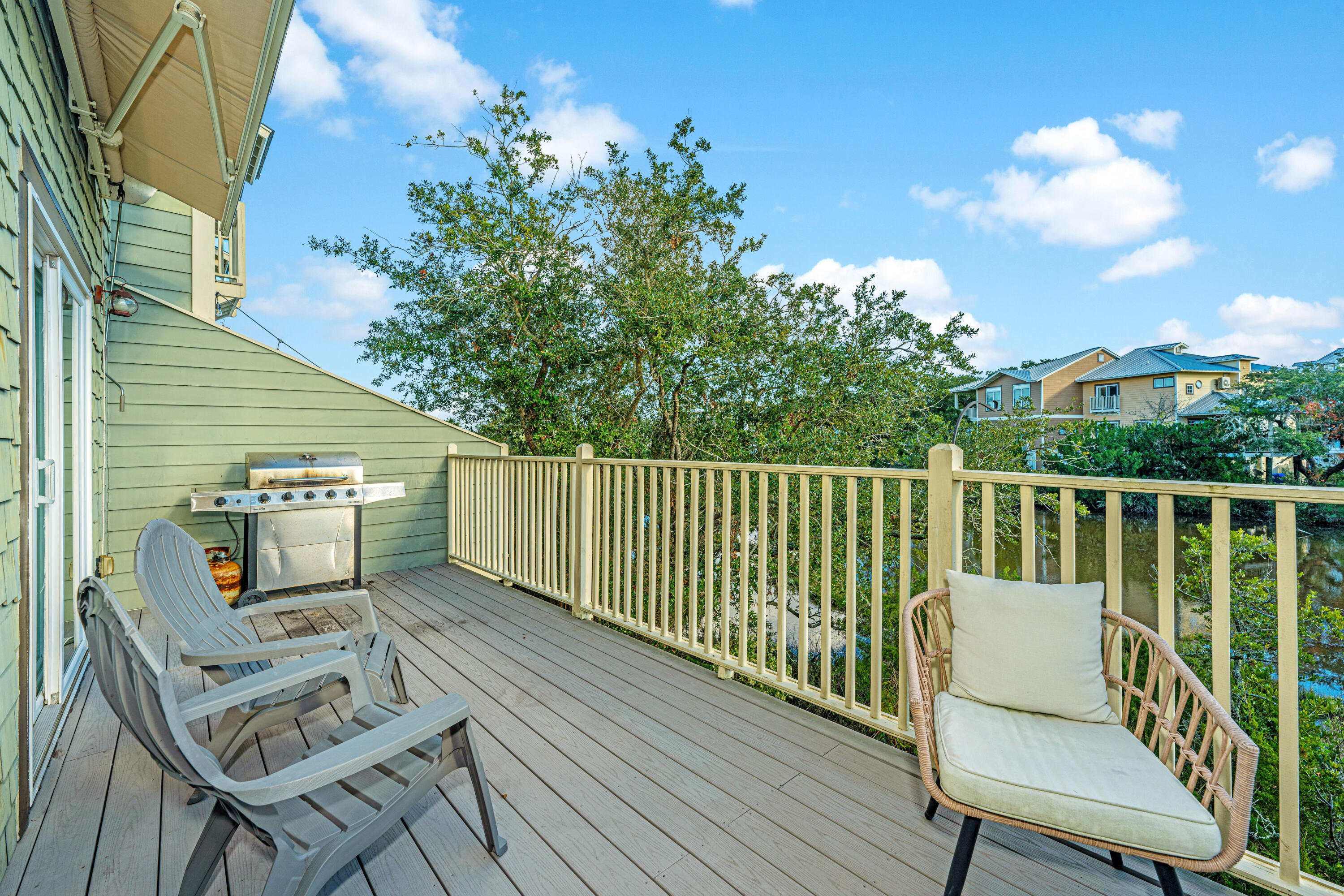 1011 Lighterman Way