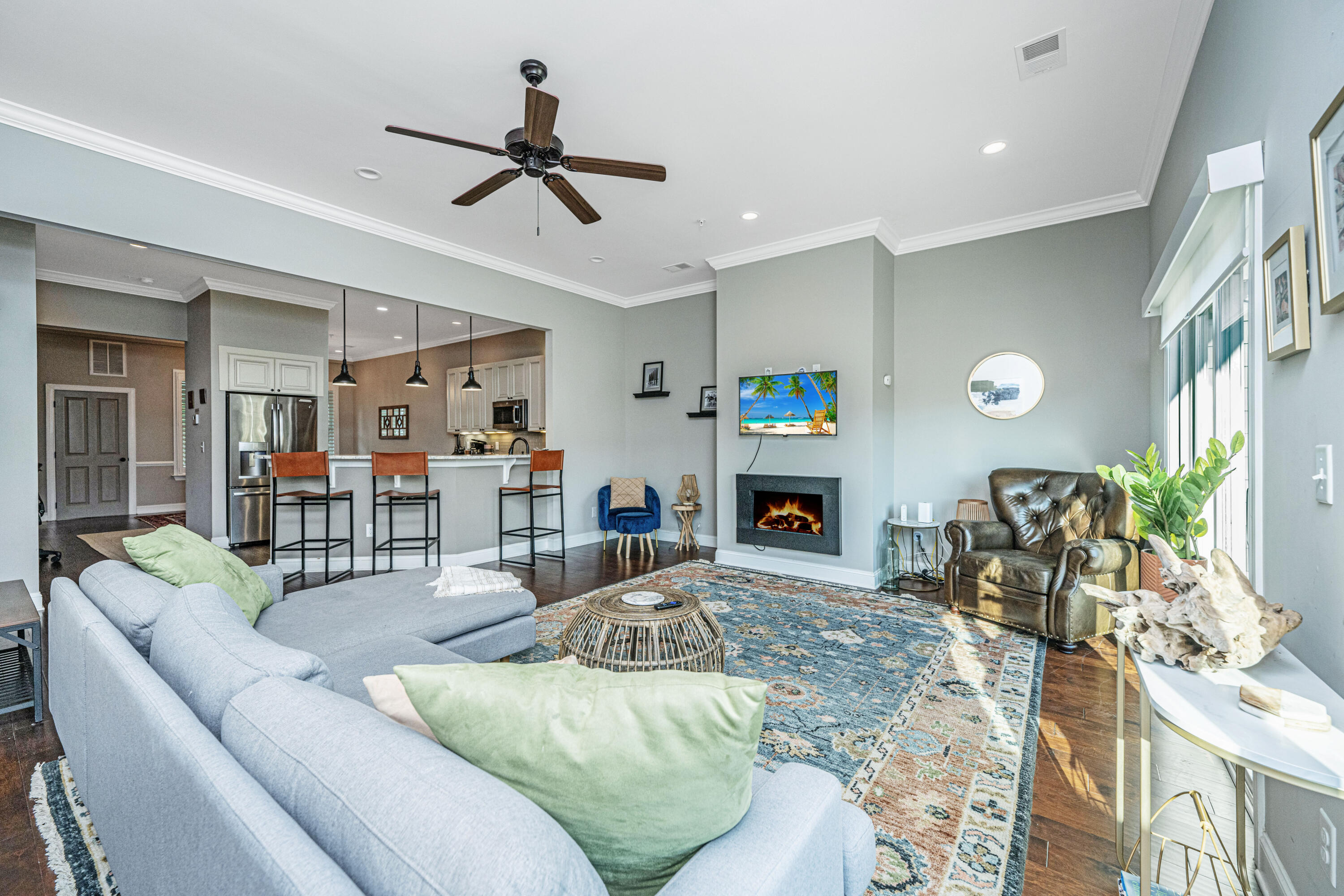 1011 Lighterman Way