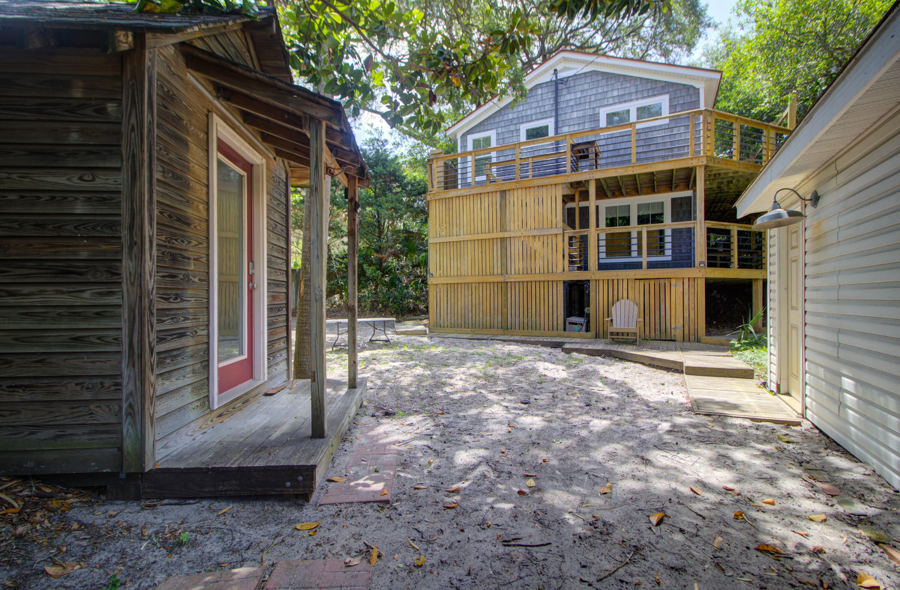 208 E Cooper E Avenue