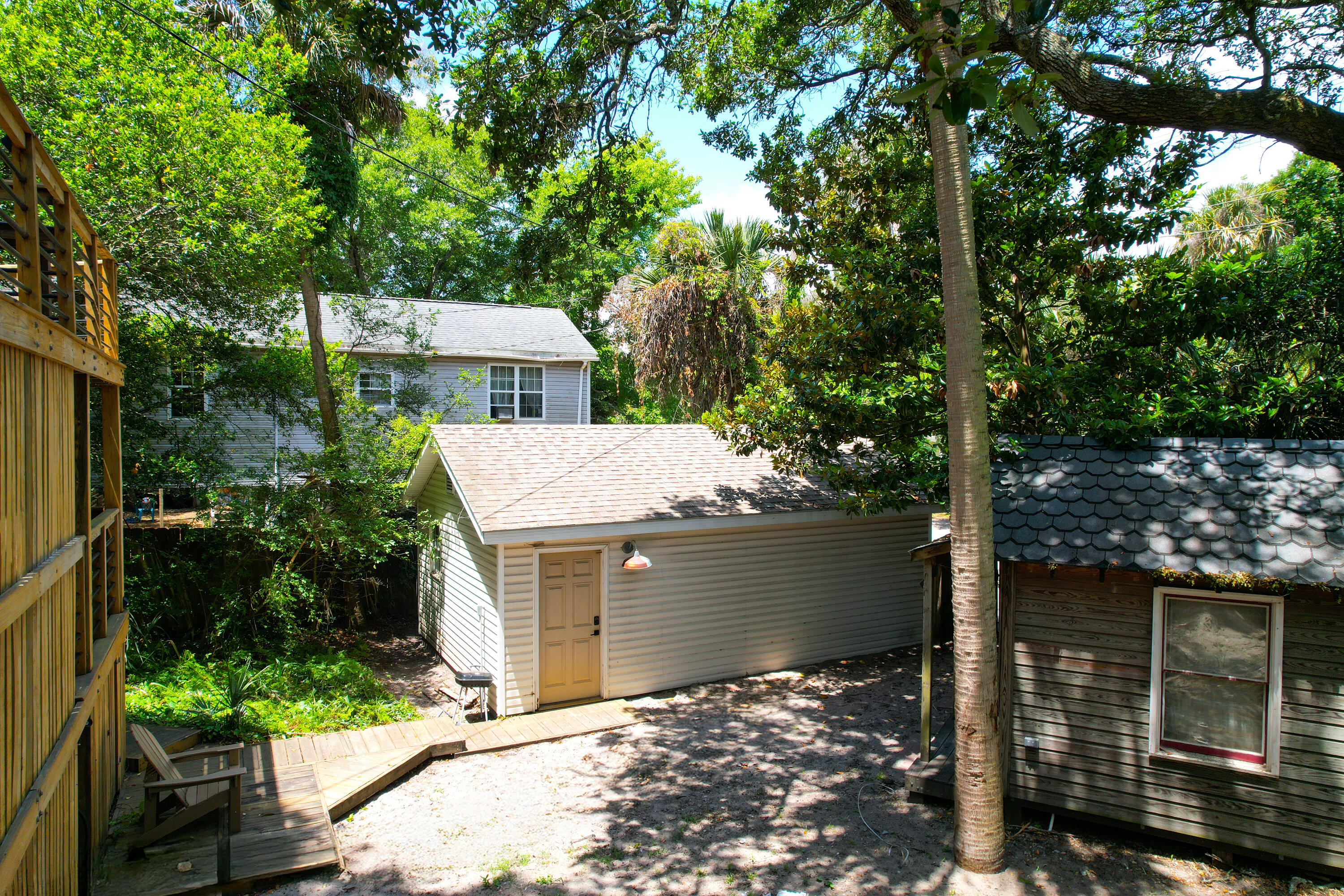 208 E Cooper E Avenue