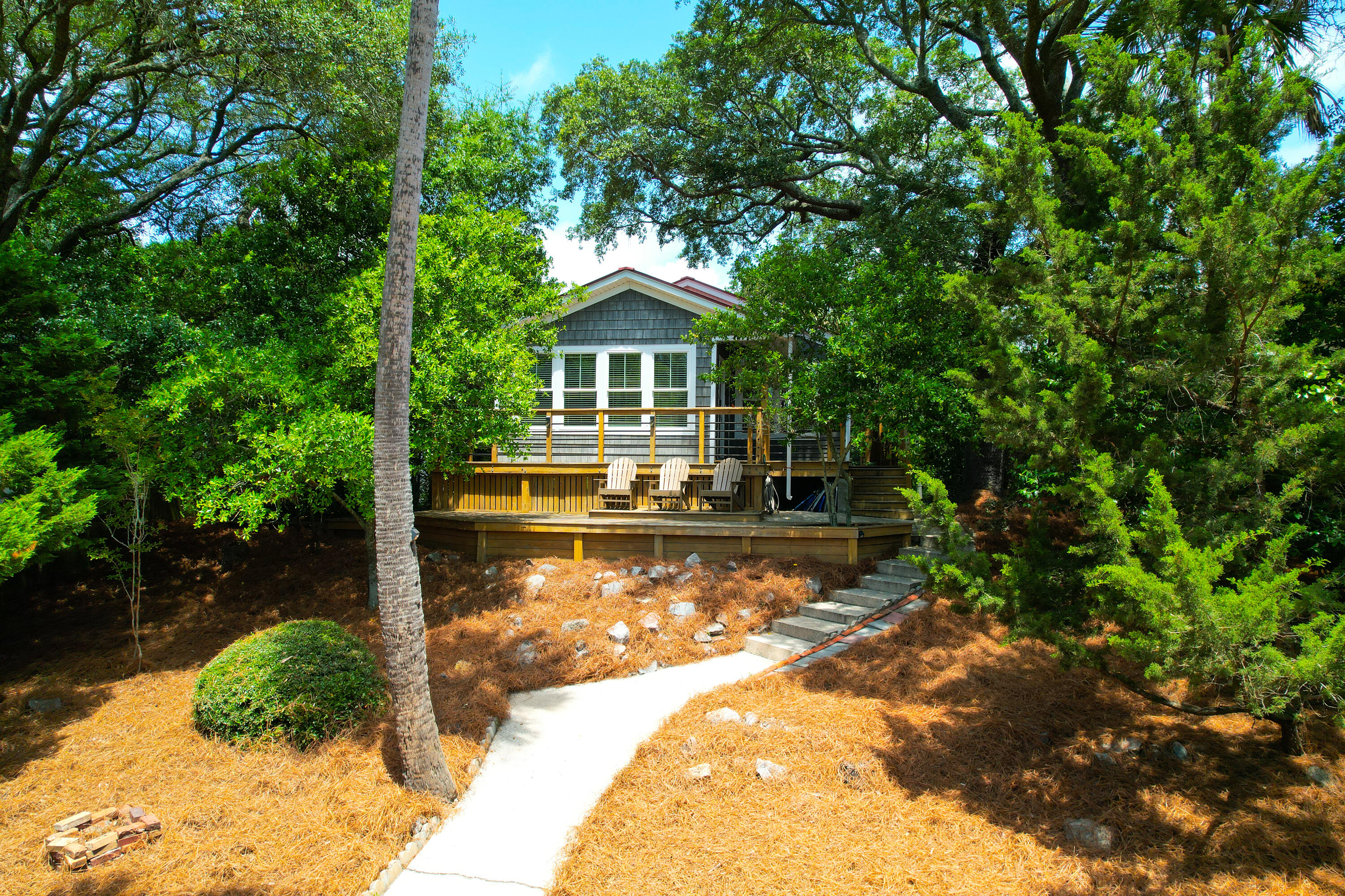 208 E Cooper E Avenue