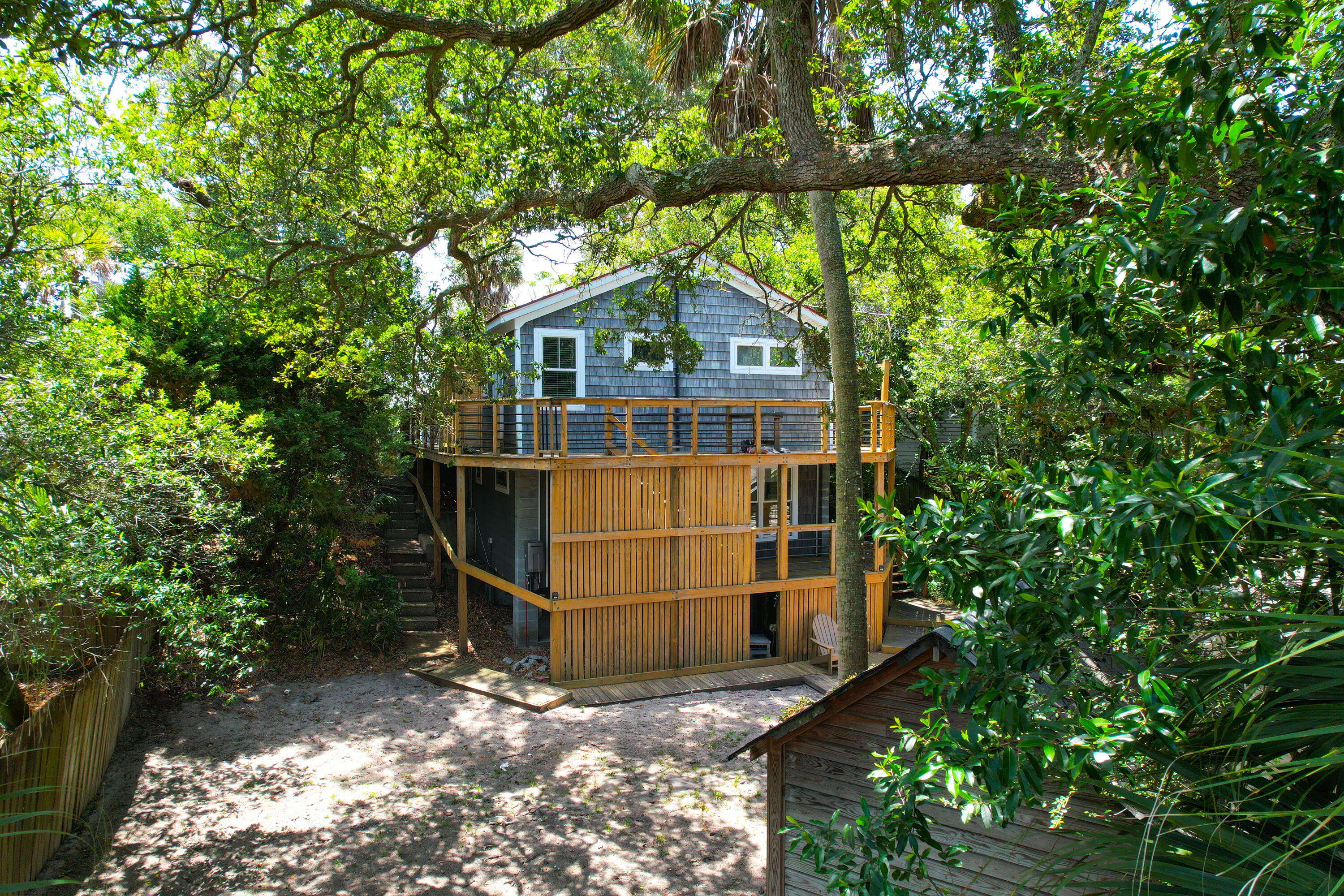 208 E Cooper E Avenue