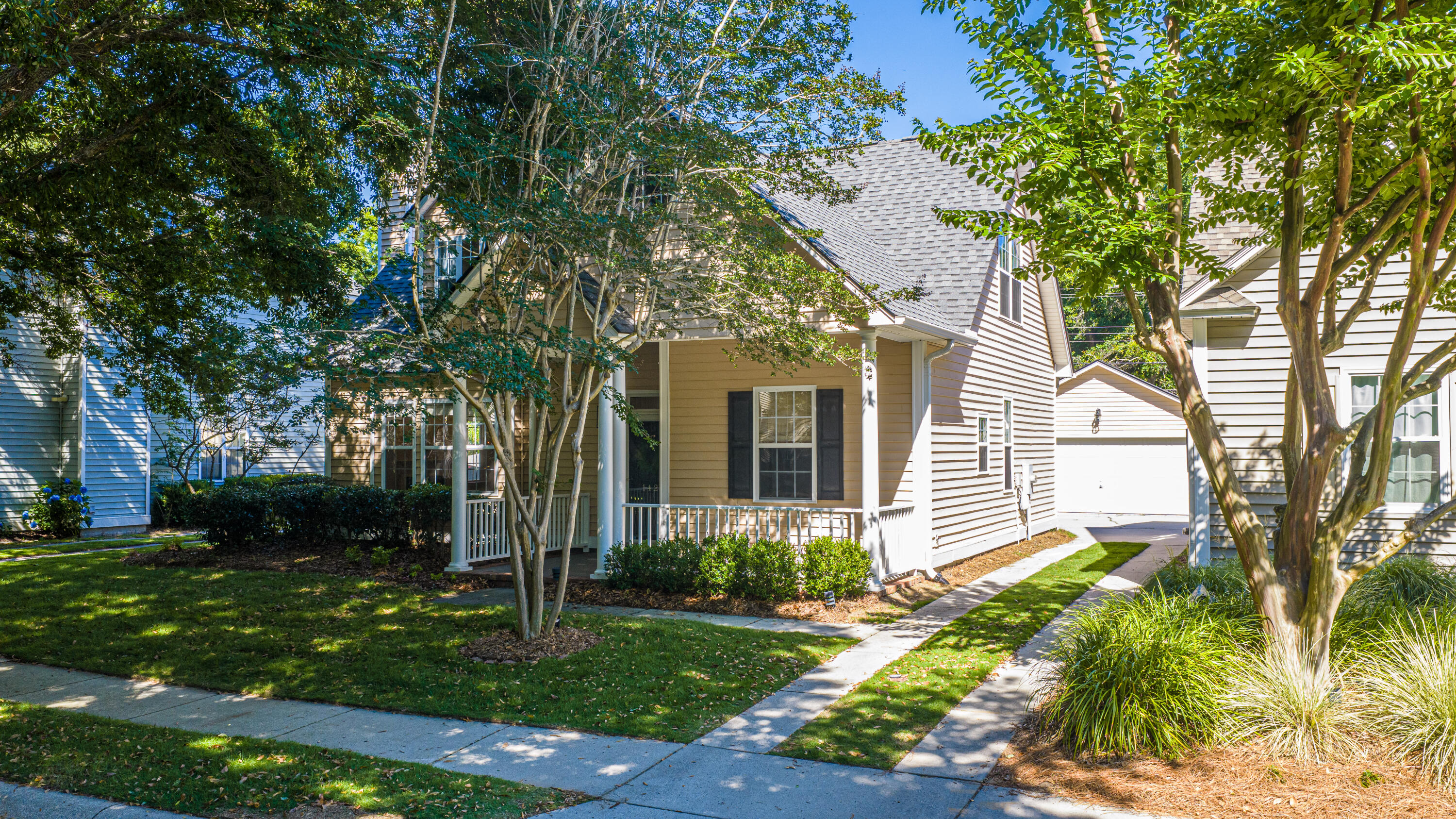 1423 Swamp Fox Lane