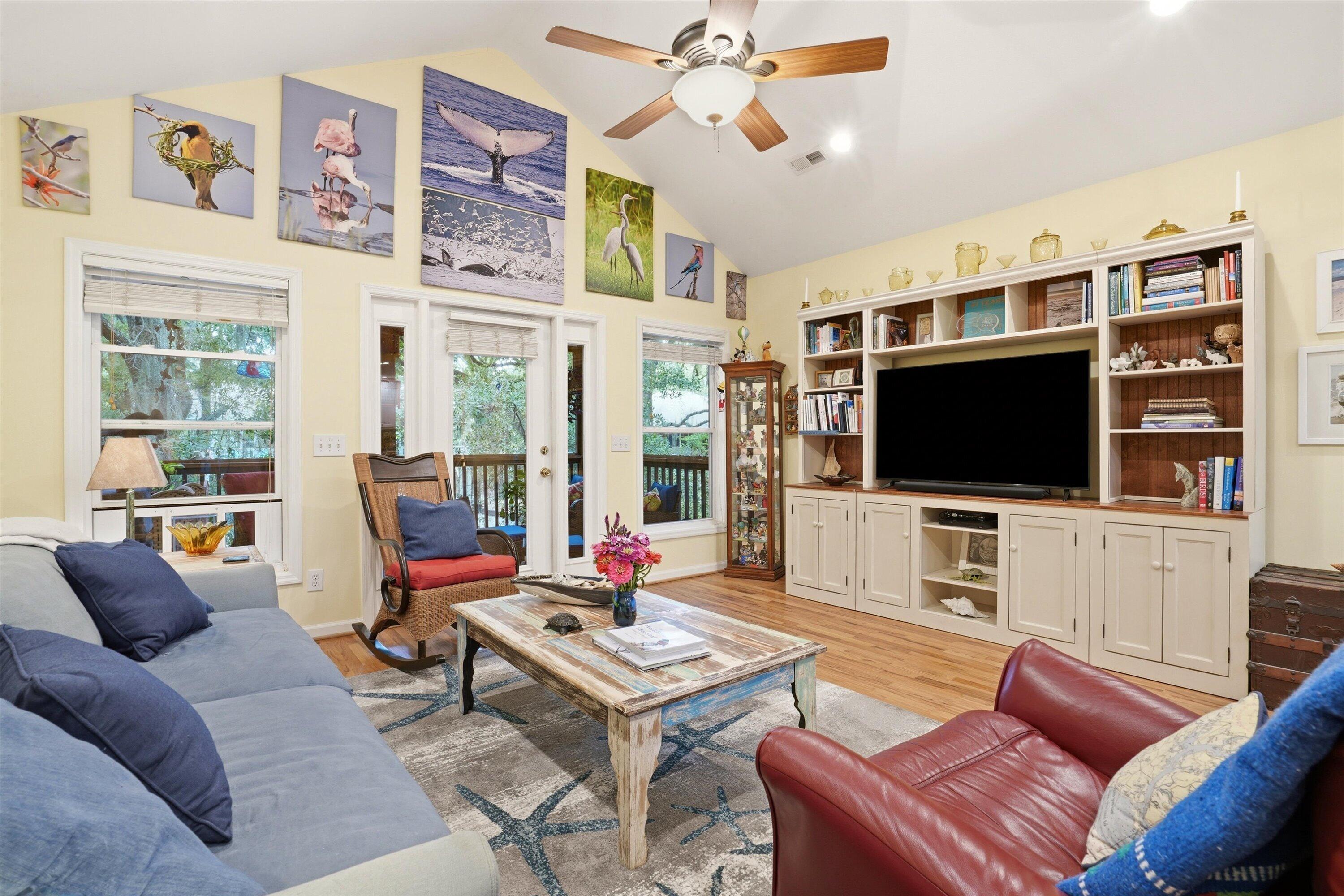 609 Dolphin Road