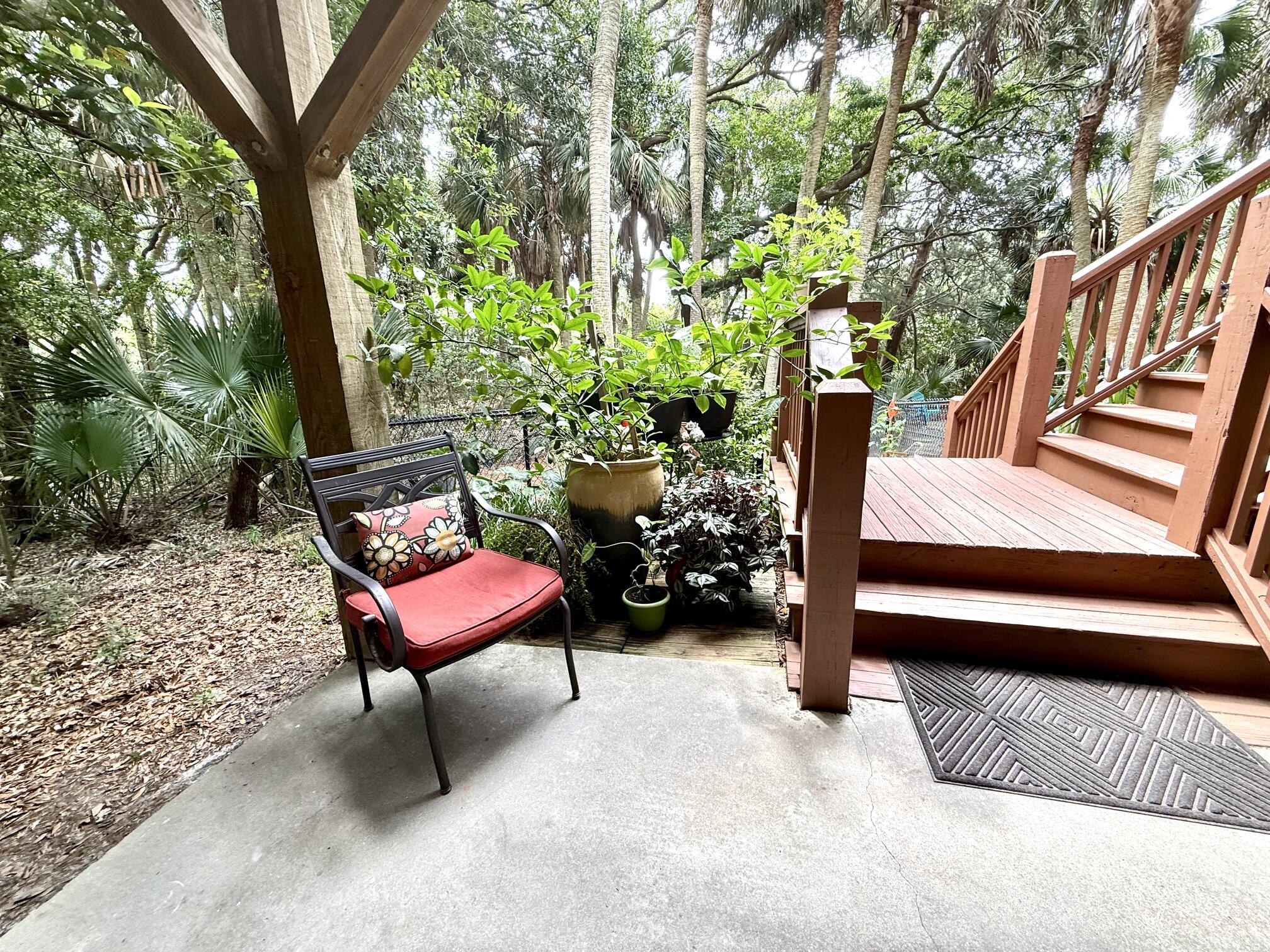609 Dolphin Road