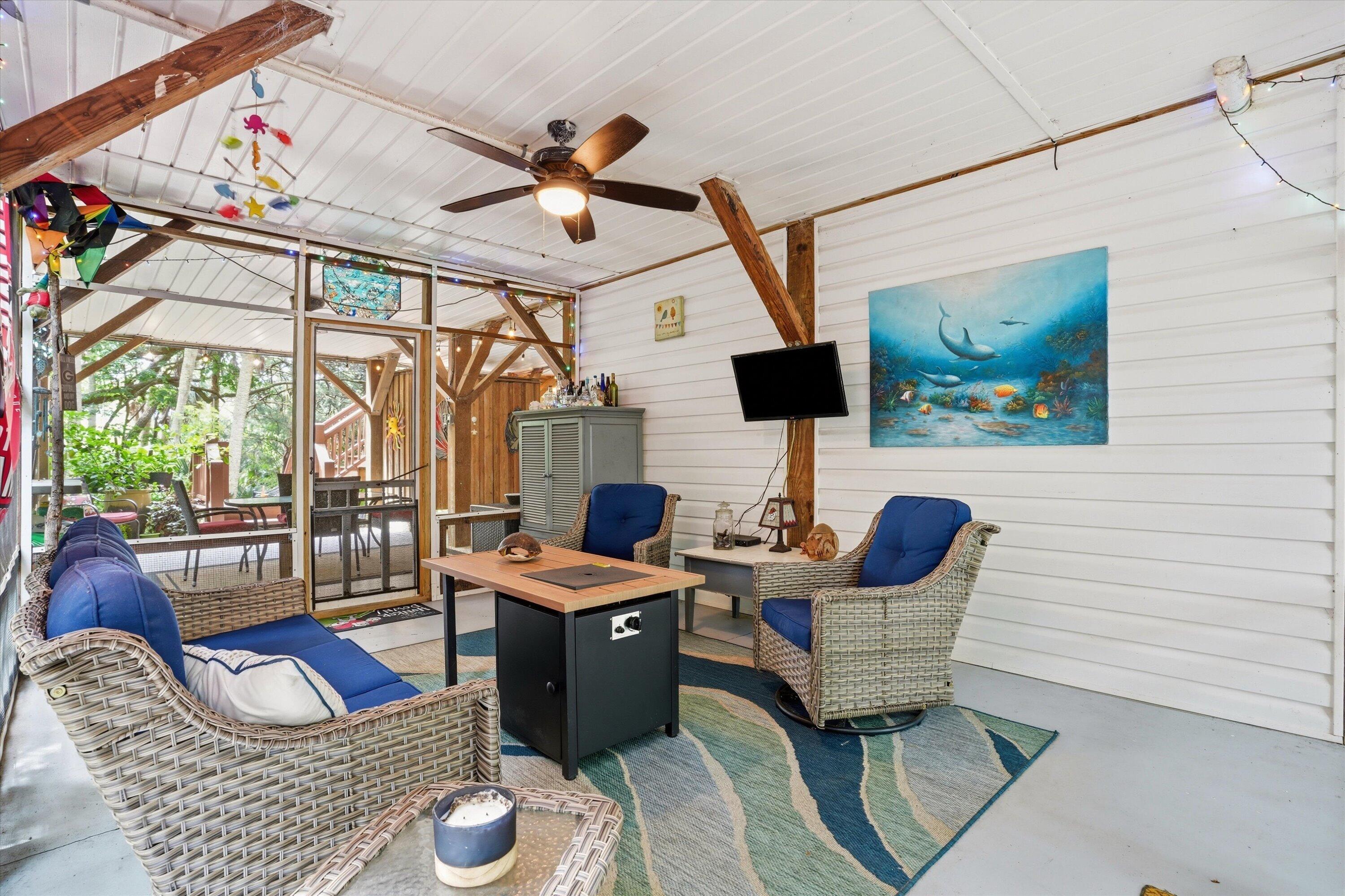 609 Dolphin Road
