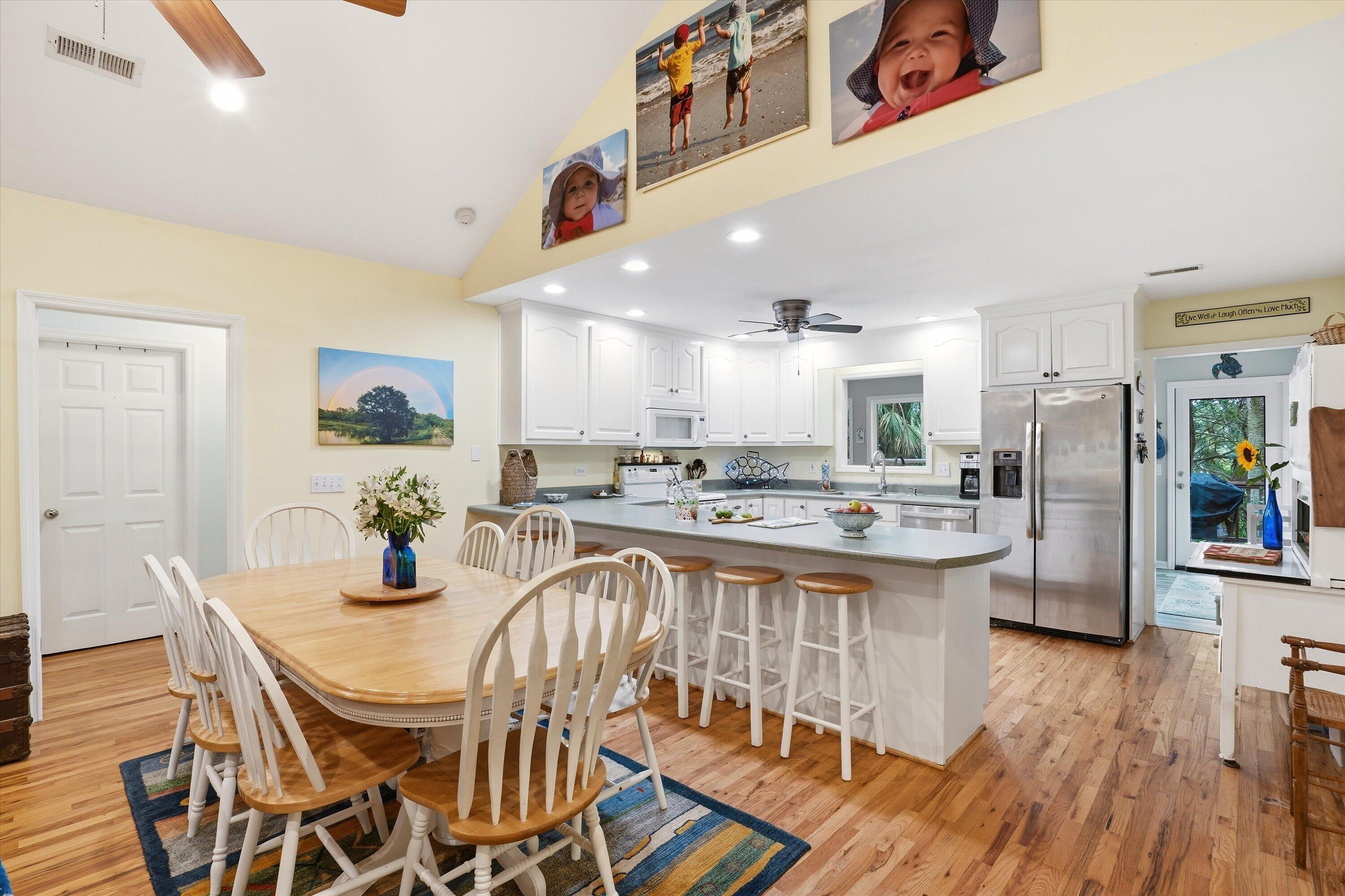 609 Dolphin Road