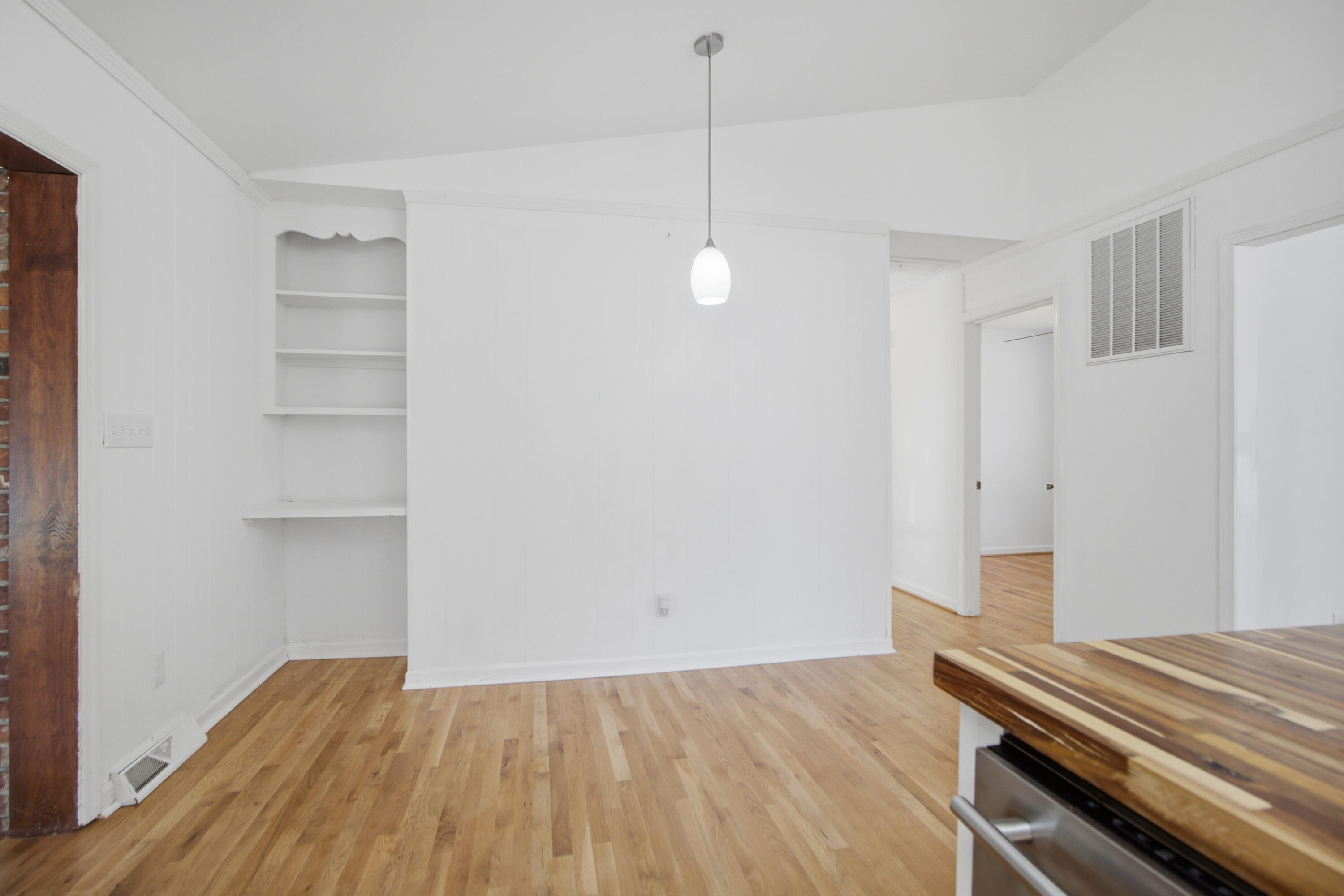 1144 Wyndham Road