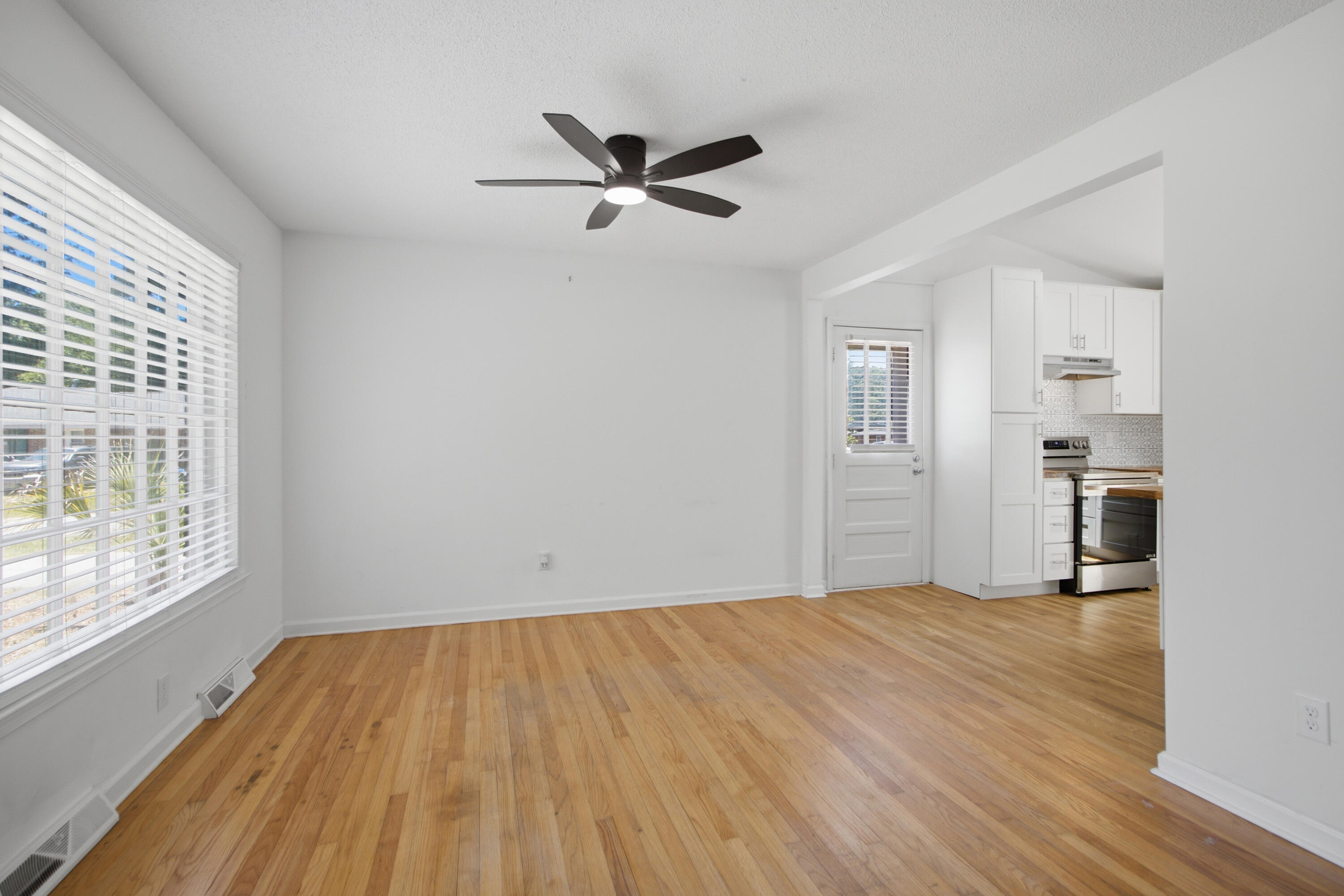 1144 Wyndham Road