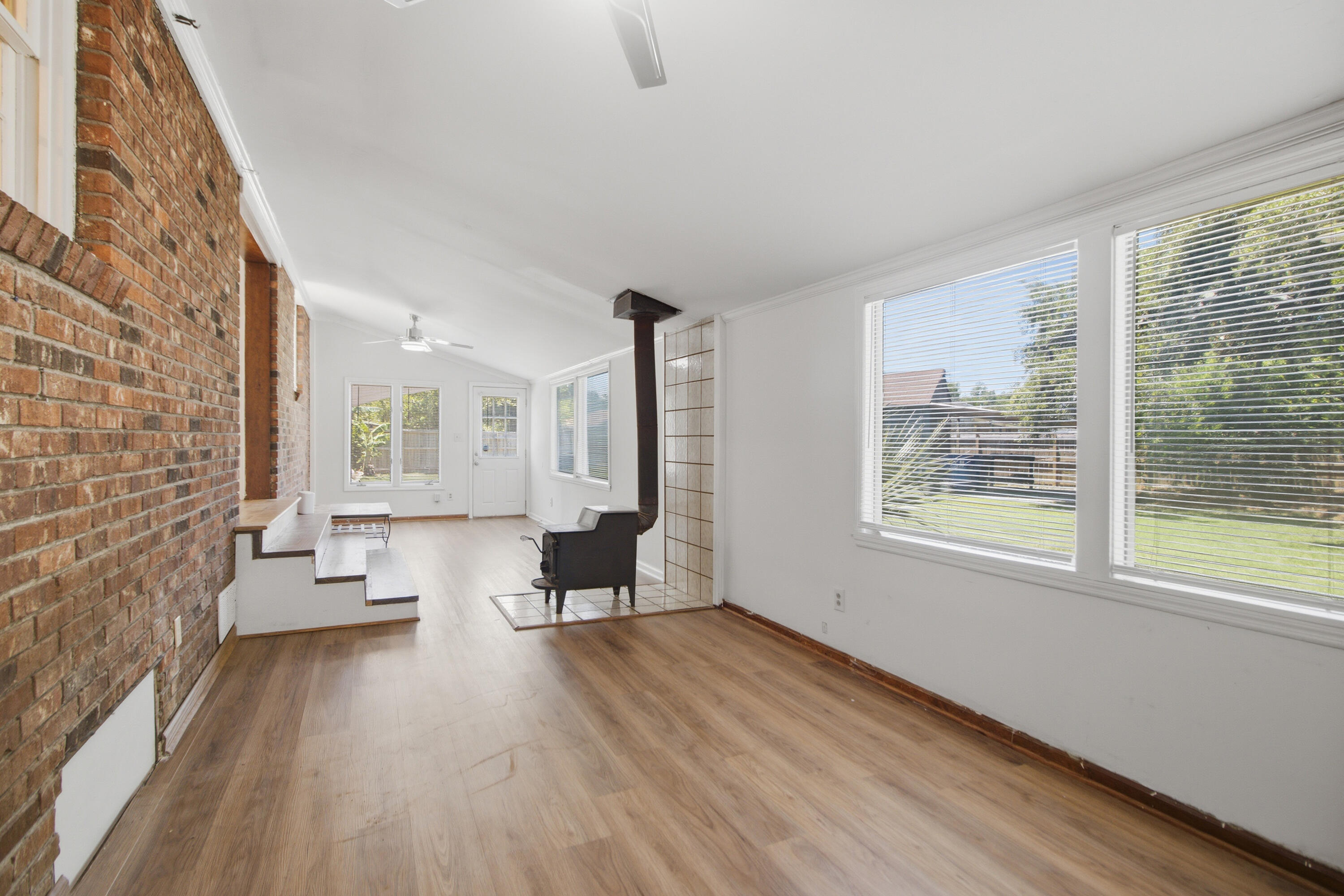 1144 Wyndham Road