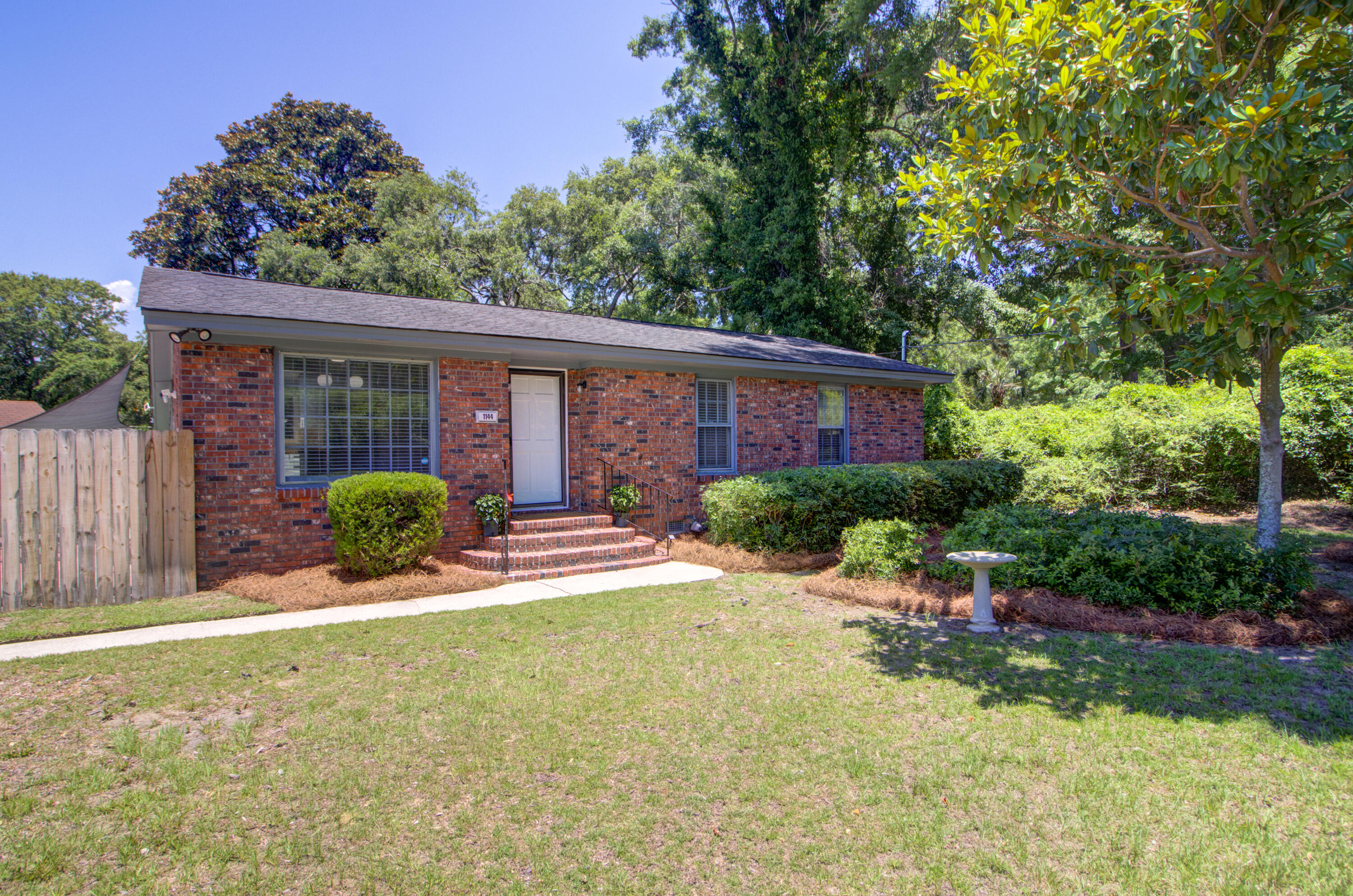 1144 Wyndham Road