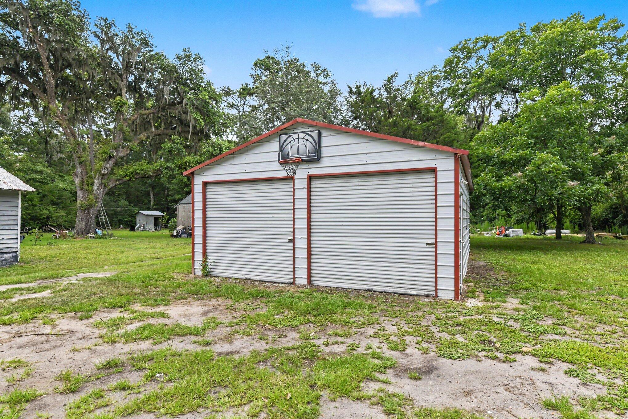 5762 Hwy165