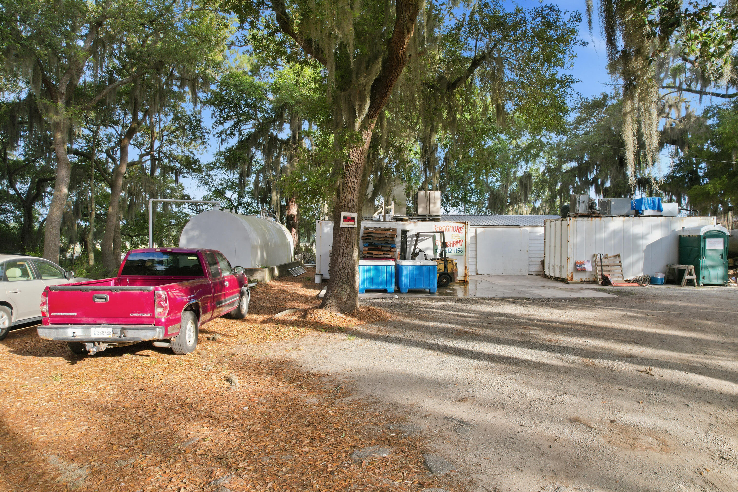 26 Hallmark Road