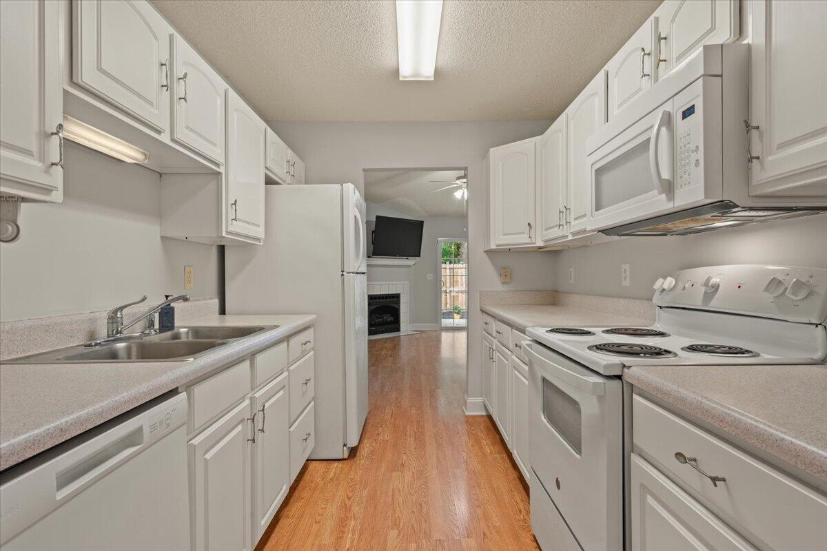 1373 Pinnacle Lane