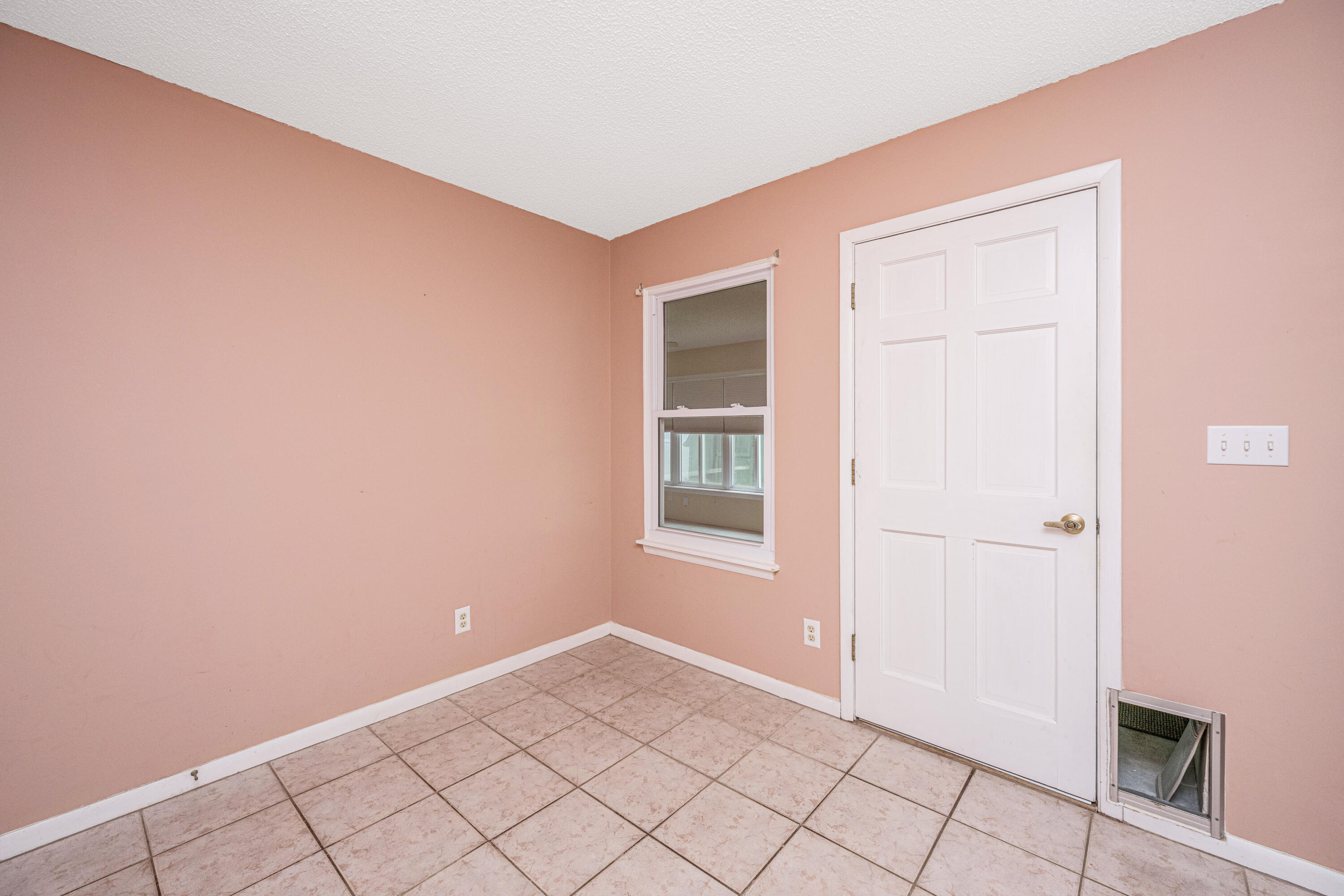 1029 Oakcrest Drive