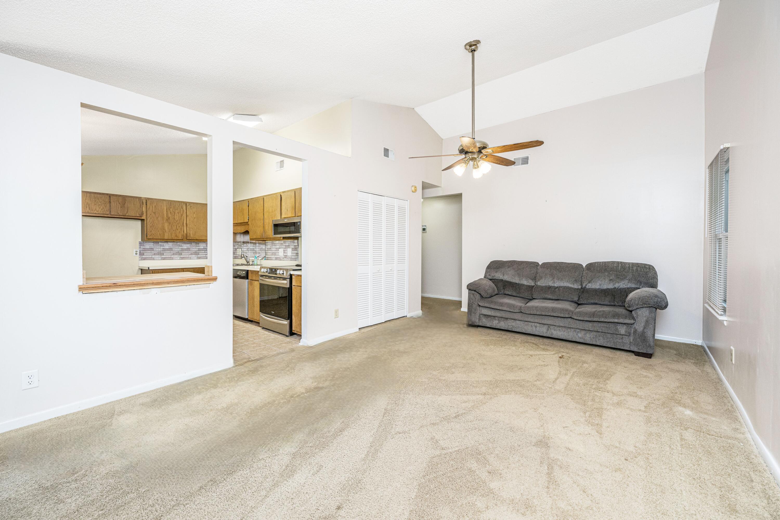 1029 Oakcrest Drive