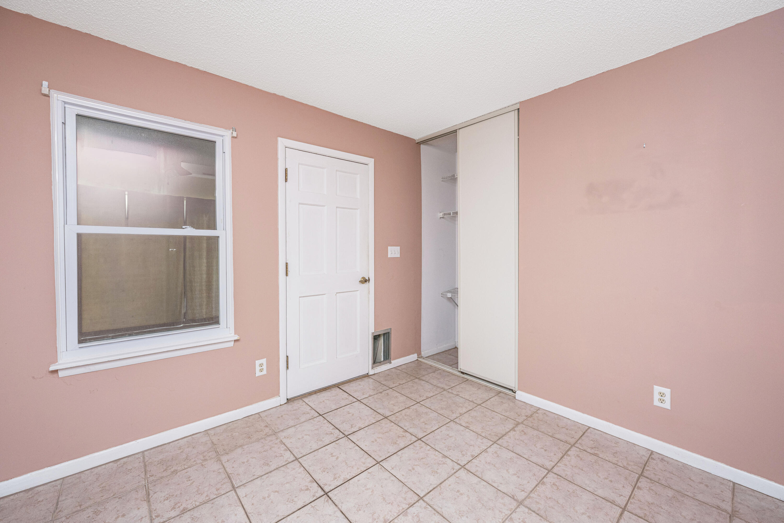 1029 Oakcrest Drive