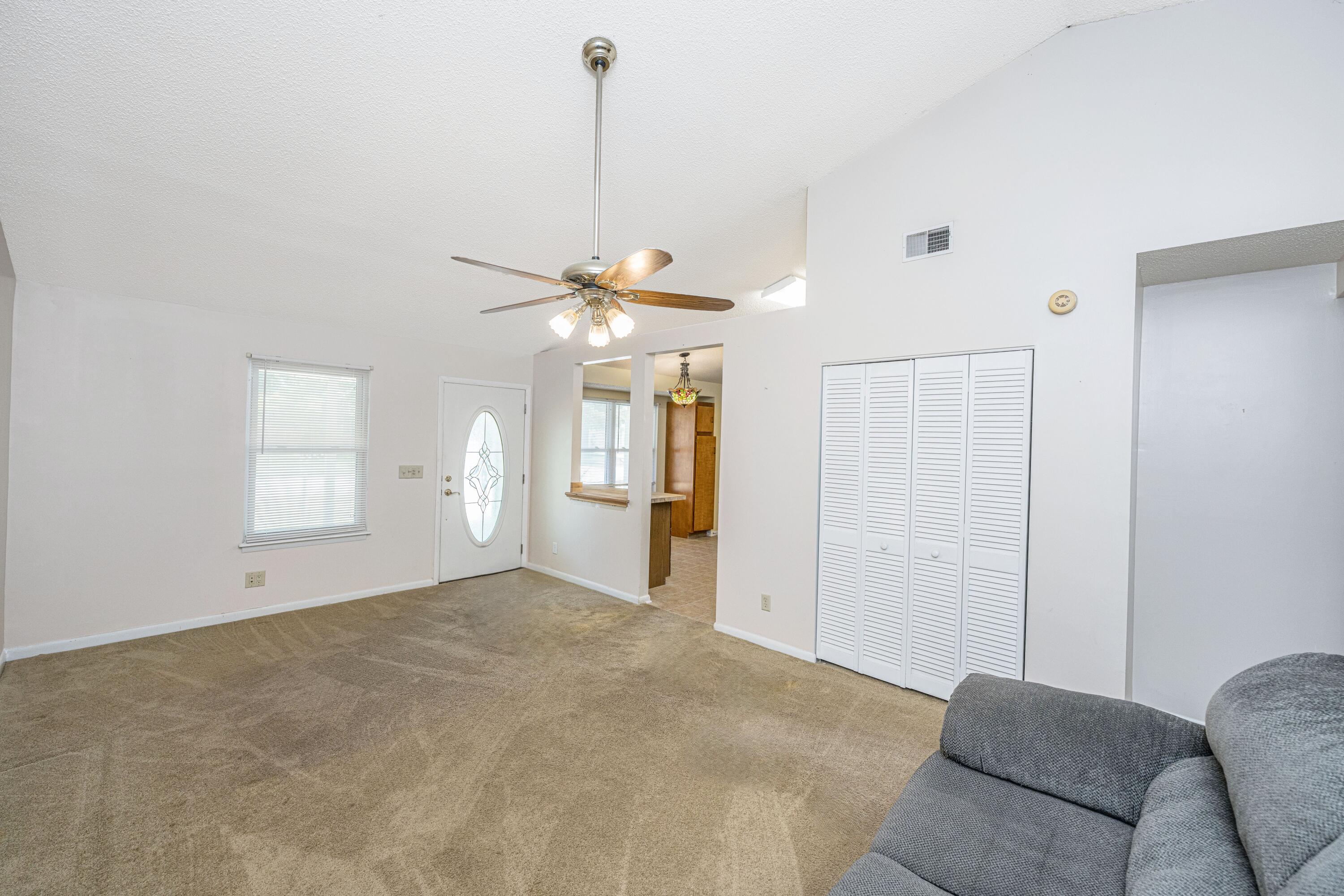 1029 Oakcrest Drive