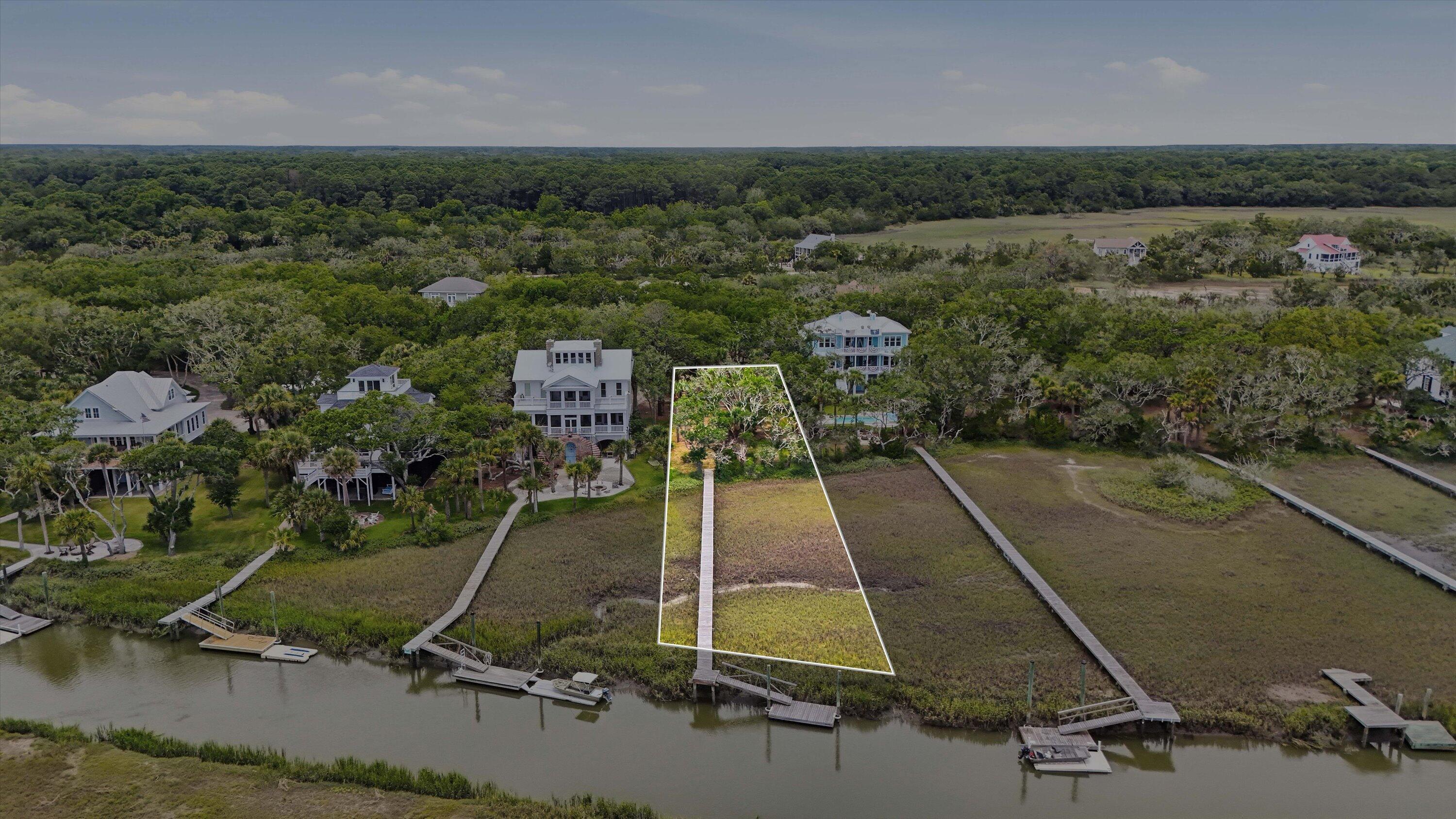 14 Hammocks Way