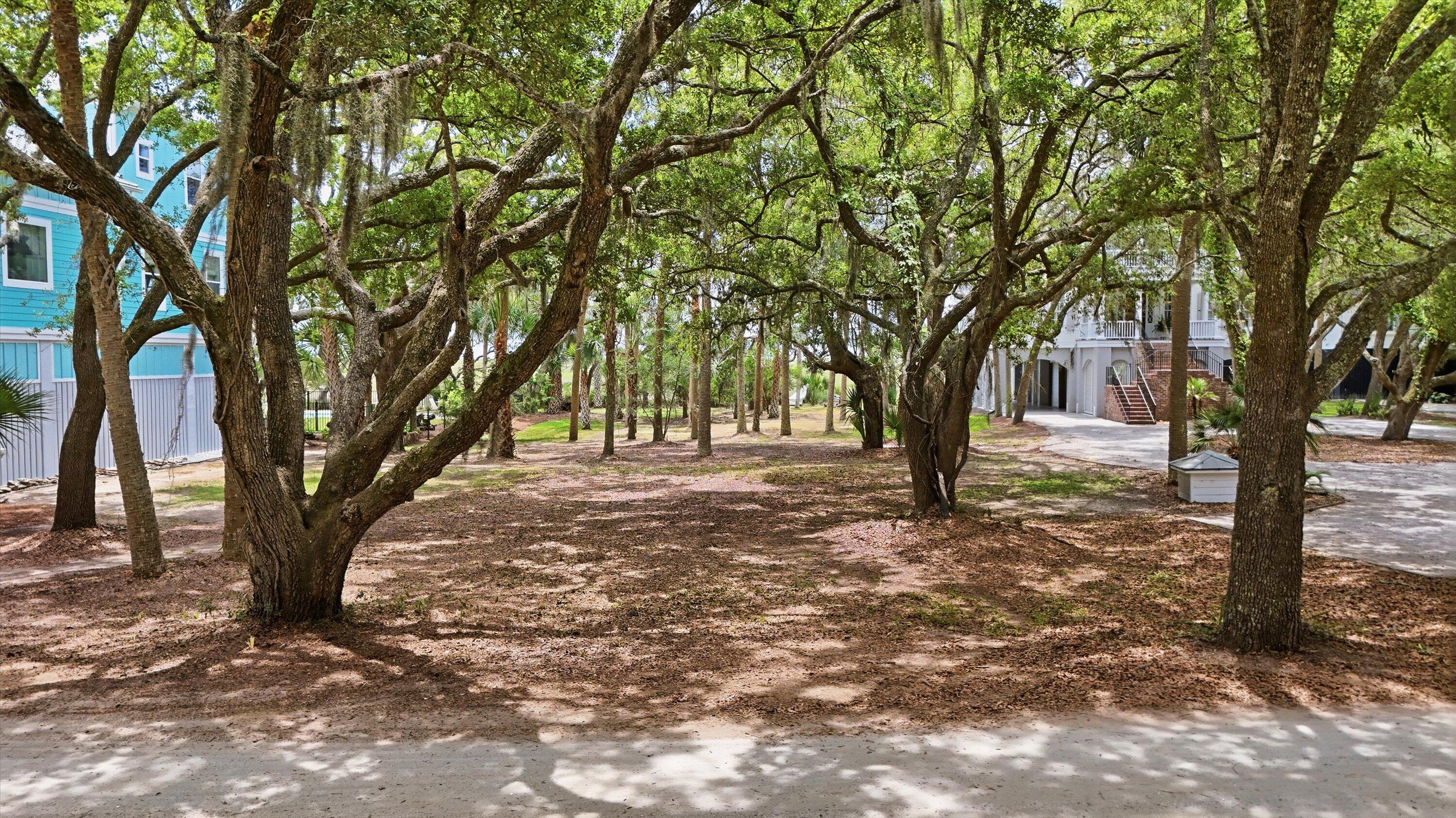 14 Hammocks Way