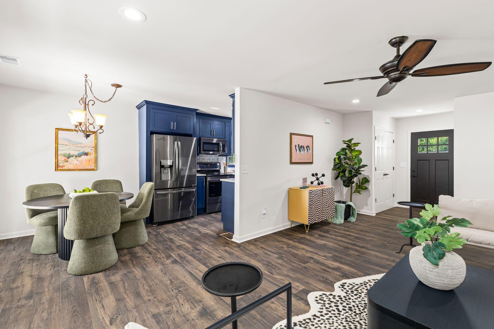 1115 Kentwood Circle