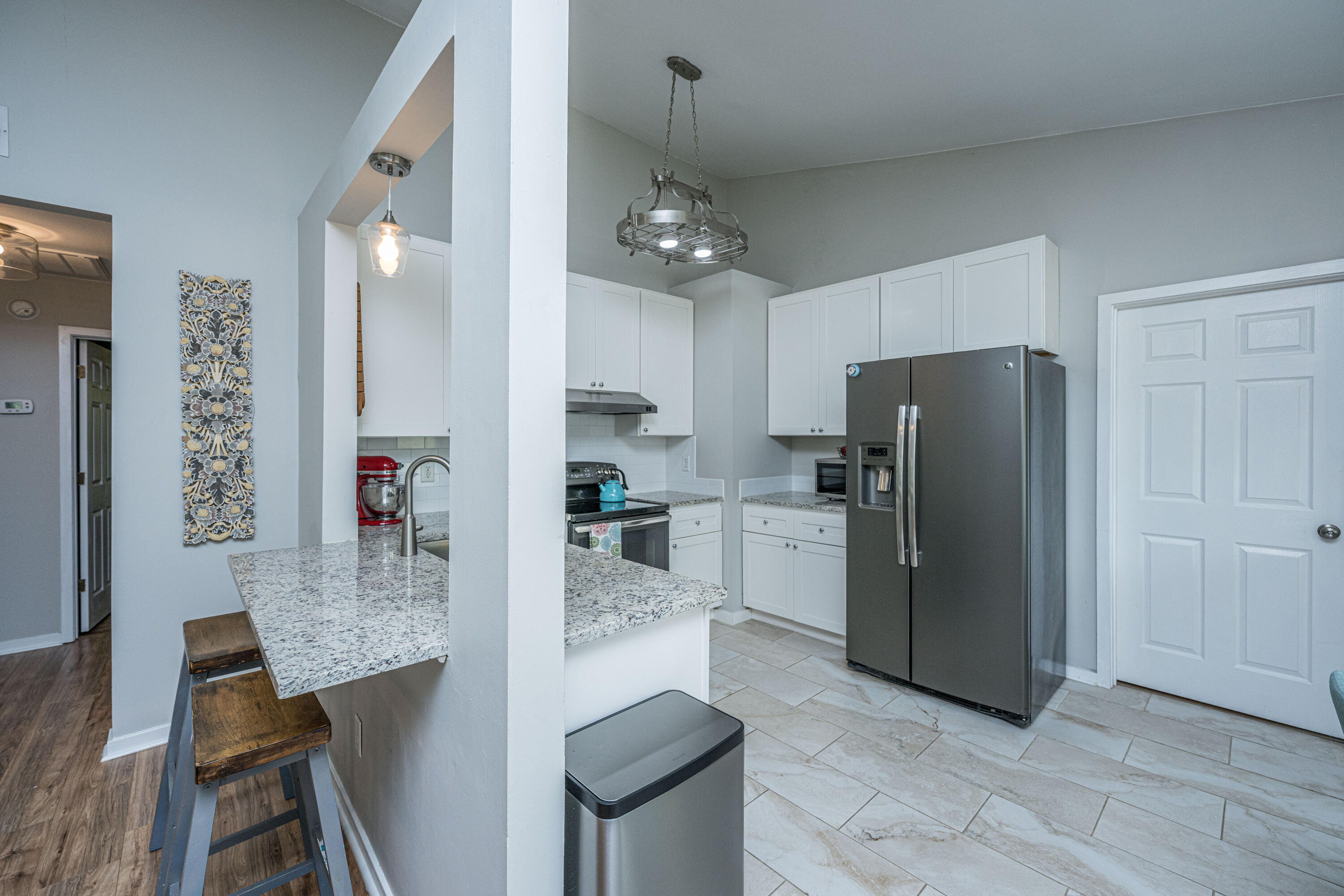 1141 Oakcrest Drive