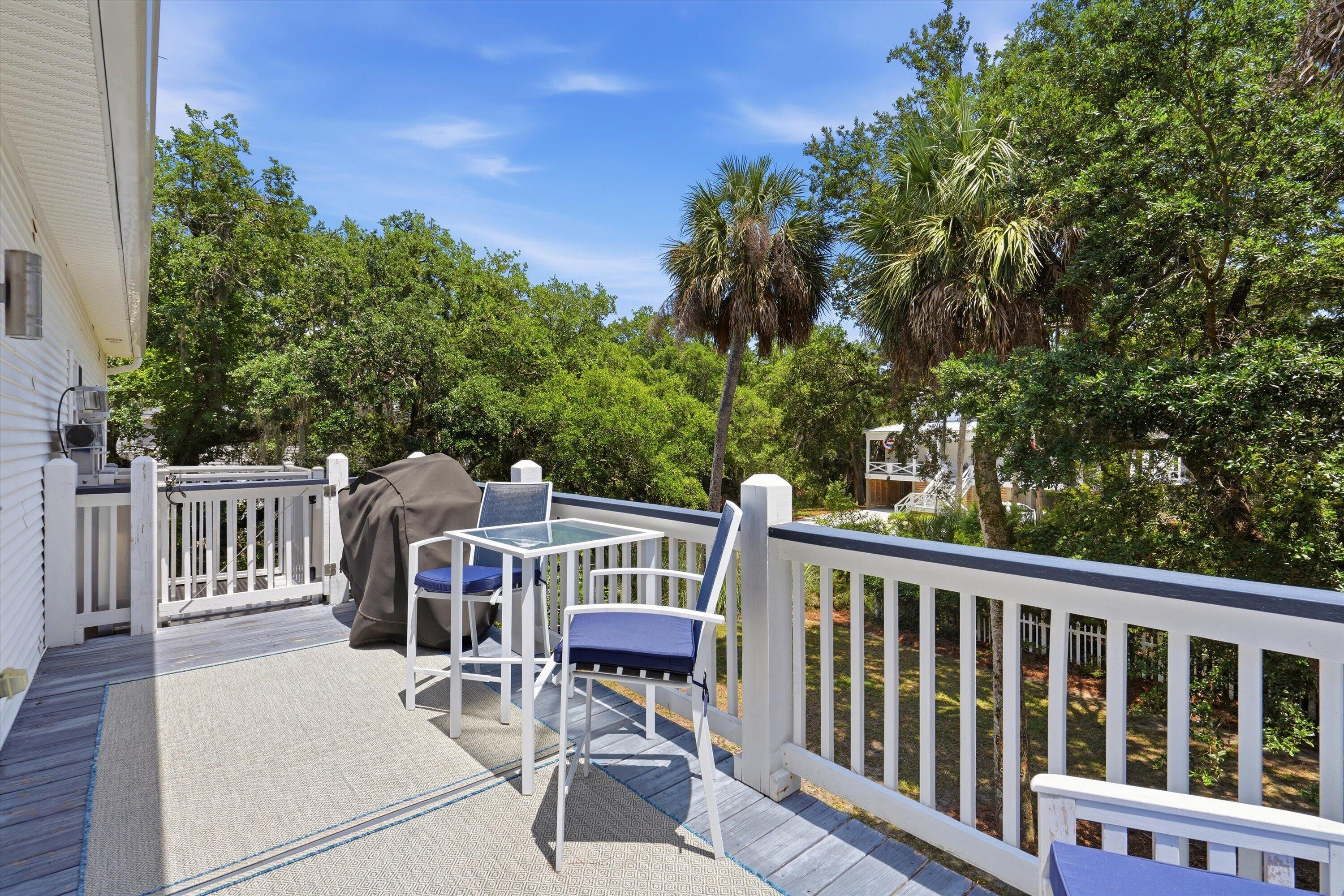 718 Sandpiper Ridge