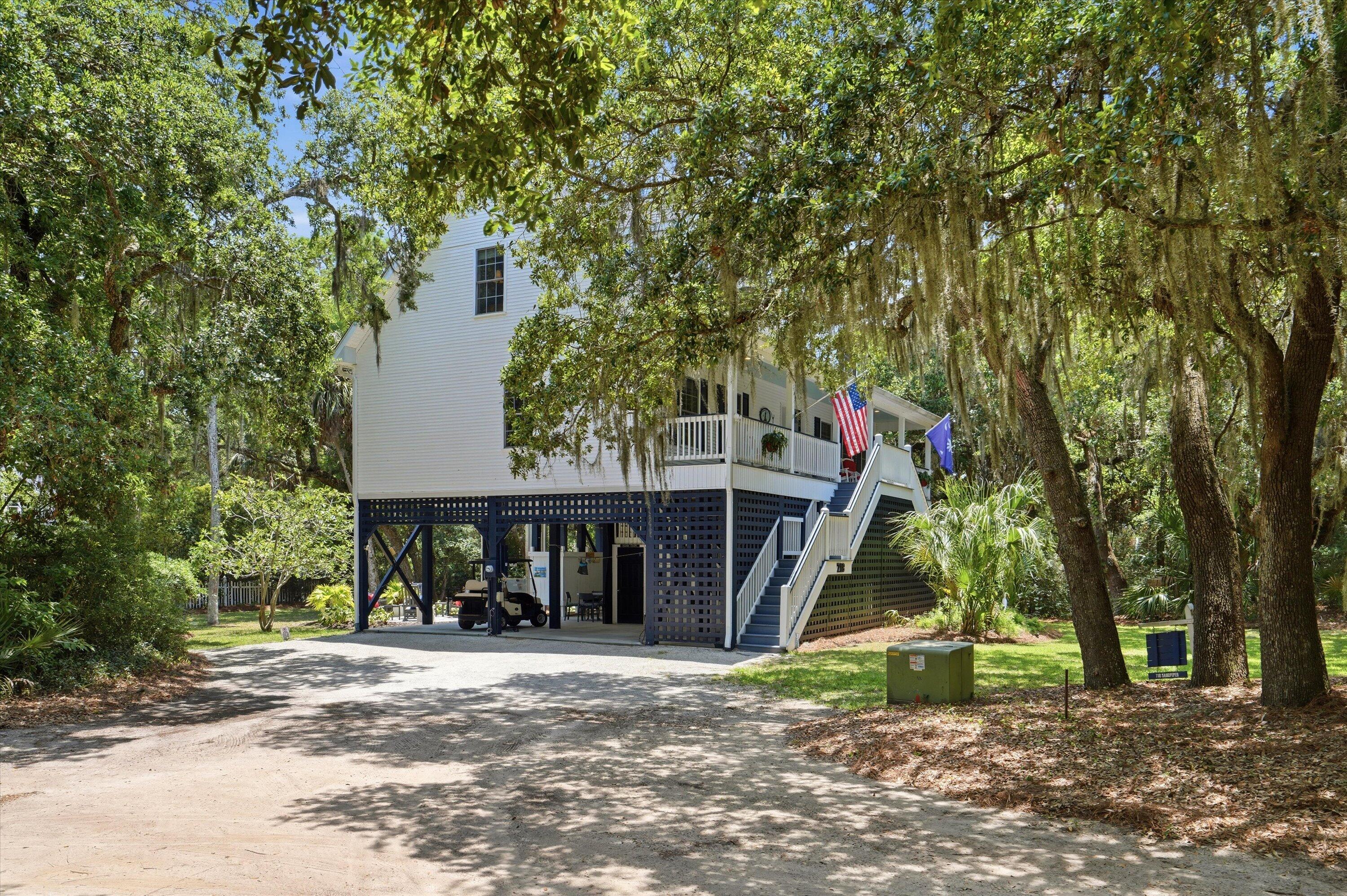 718 Sandpiper Ridge