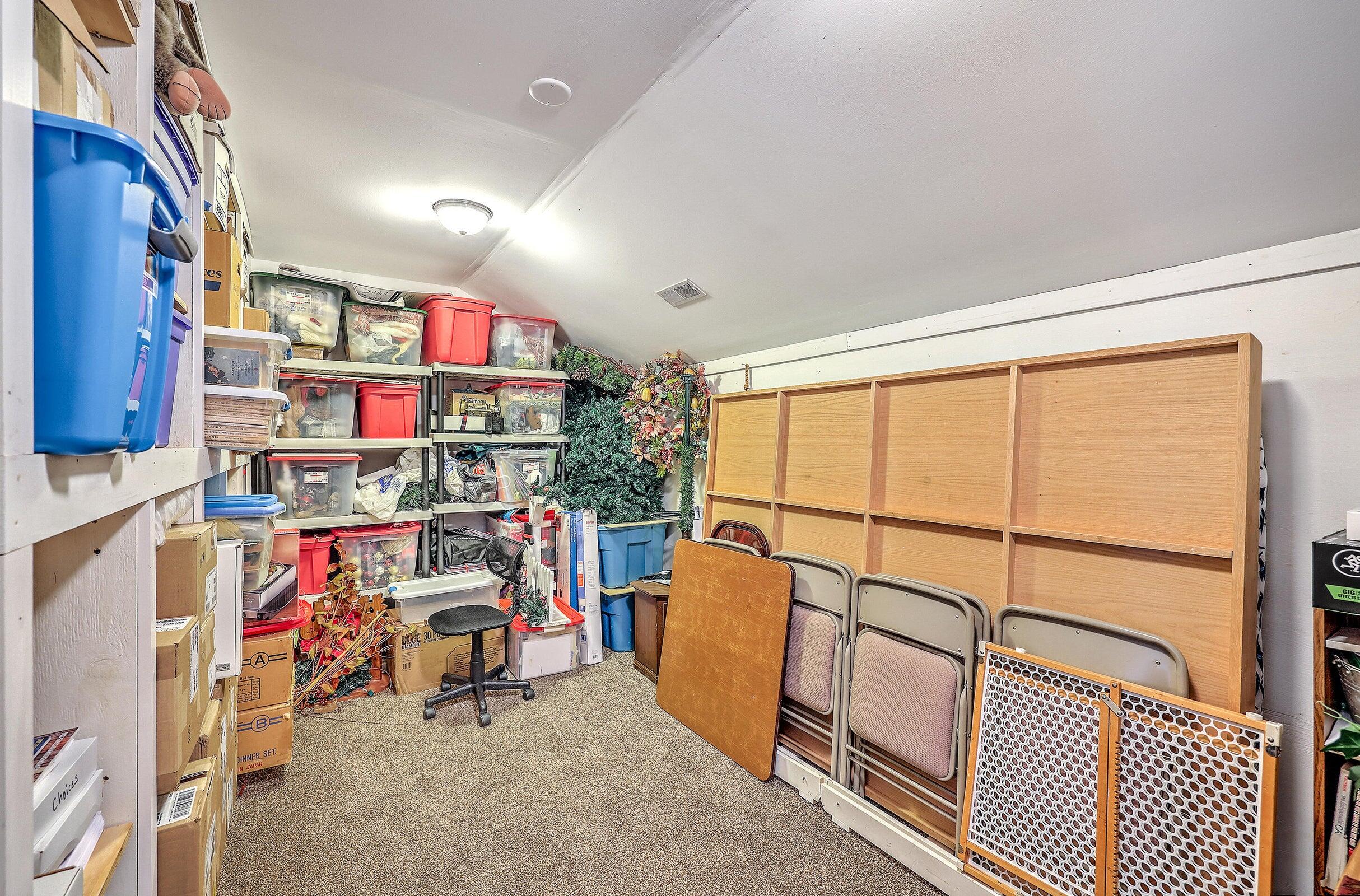 1044 Pigeon Point