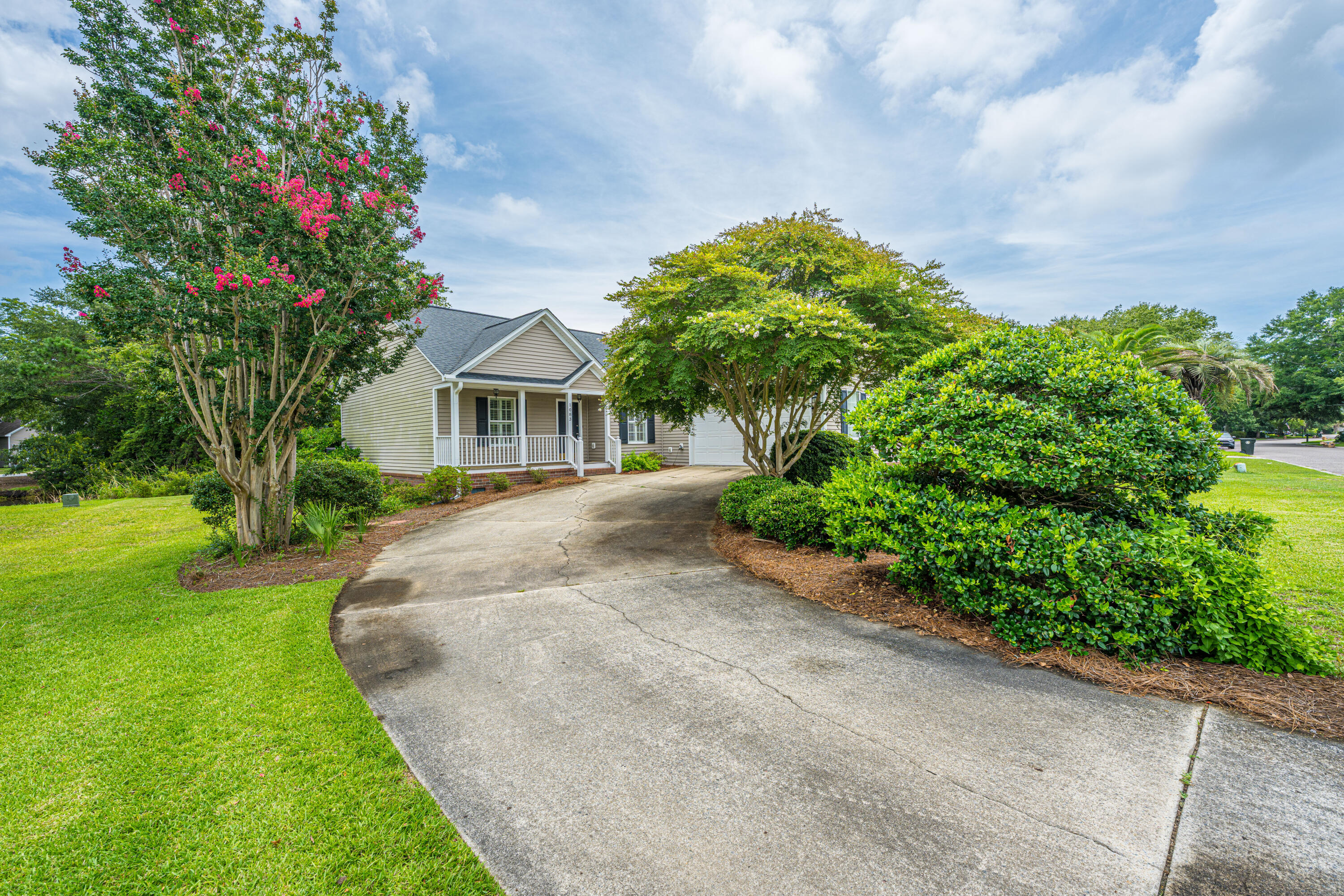 1083 Wayfarer Lane