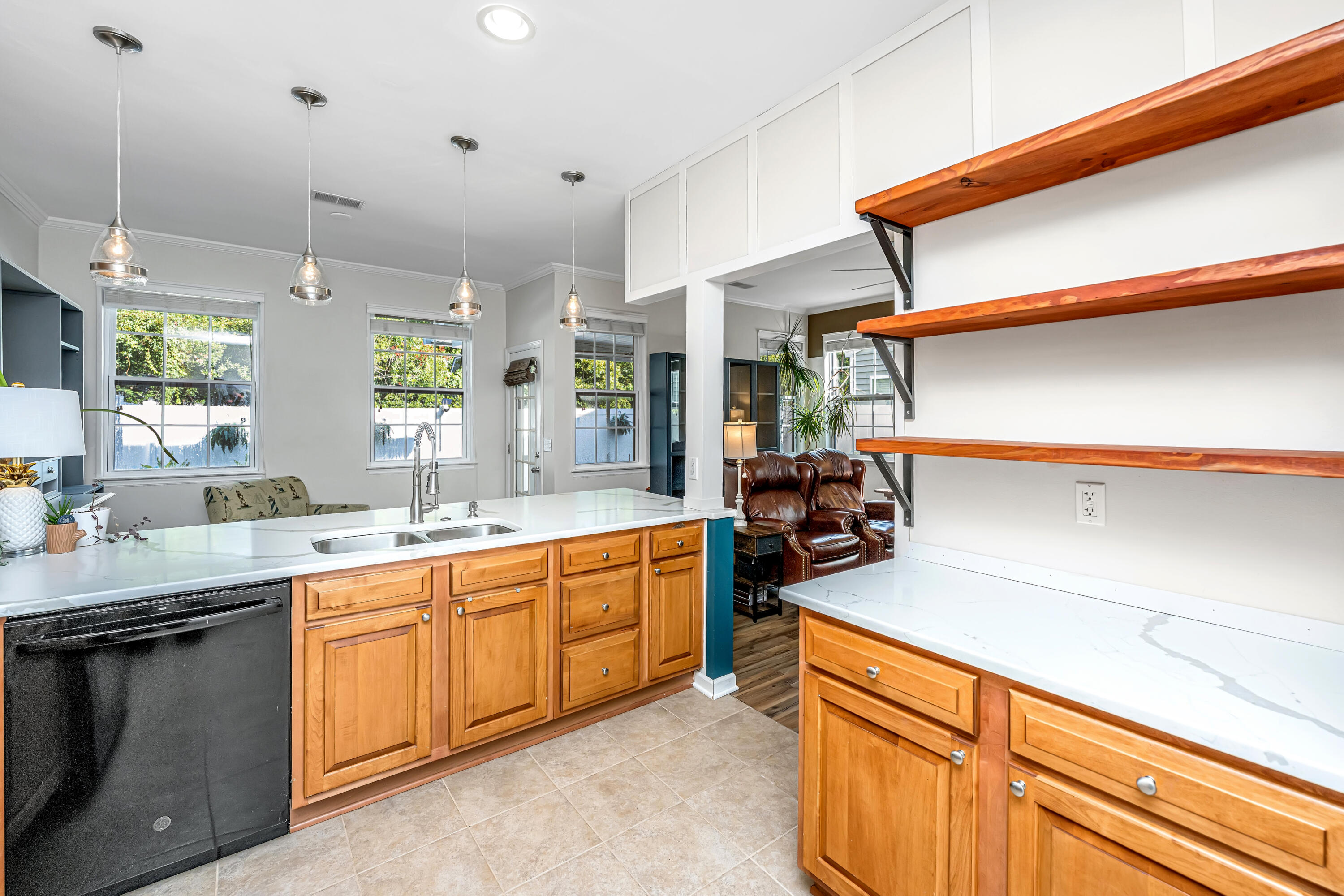 1113 Santa Elena Way