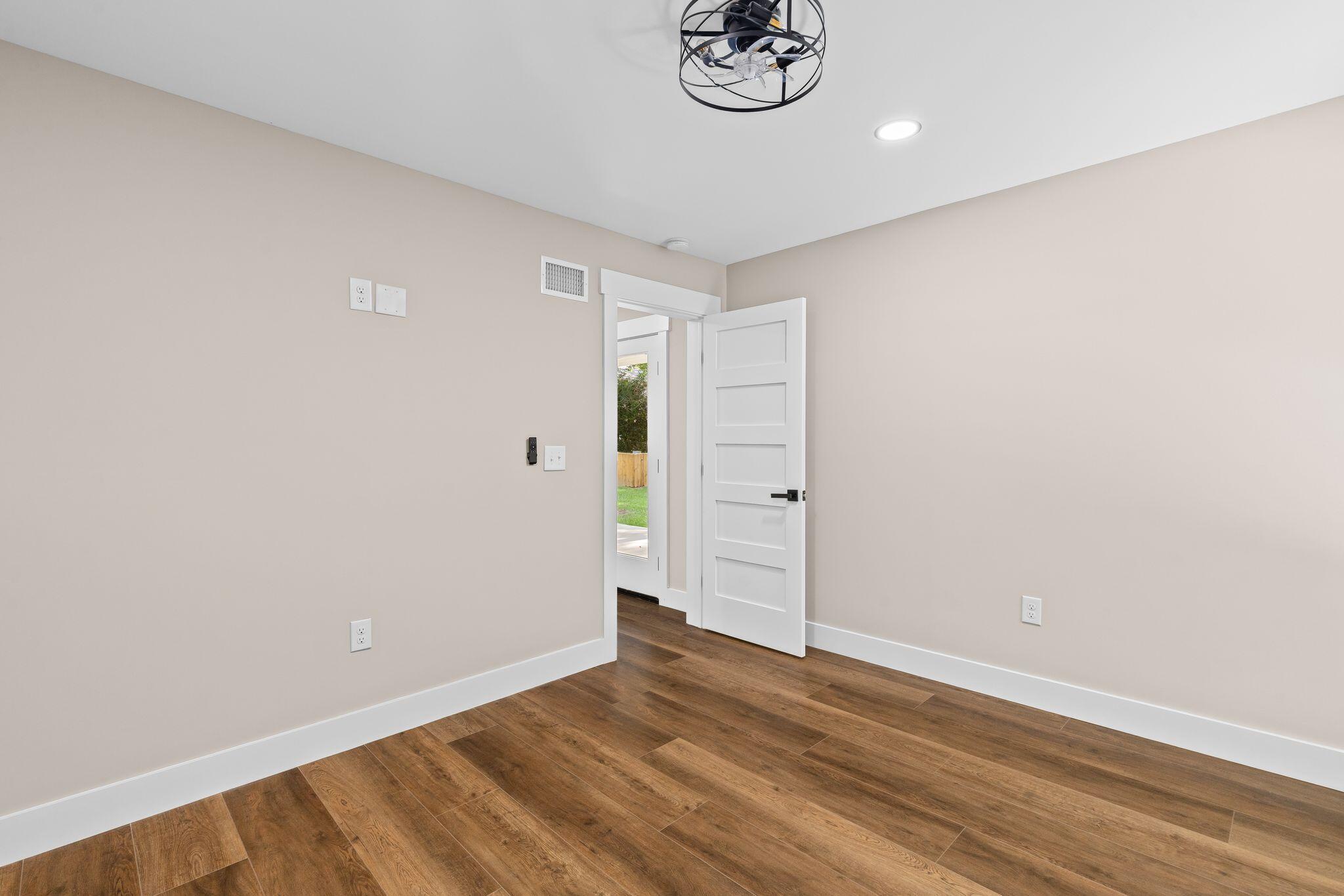 1216 Old Towne Road