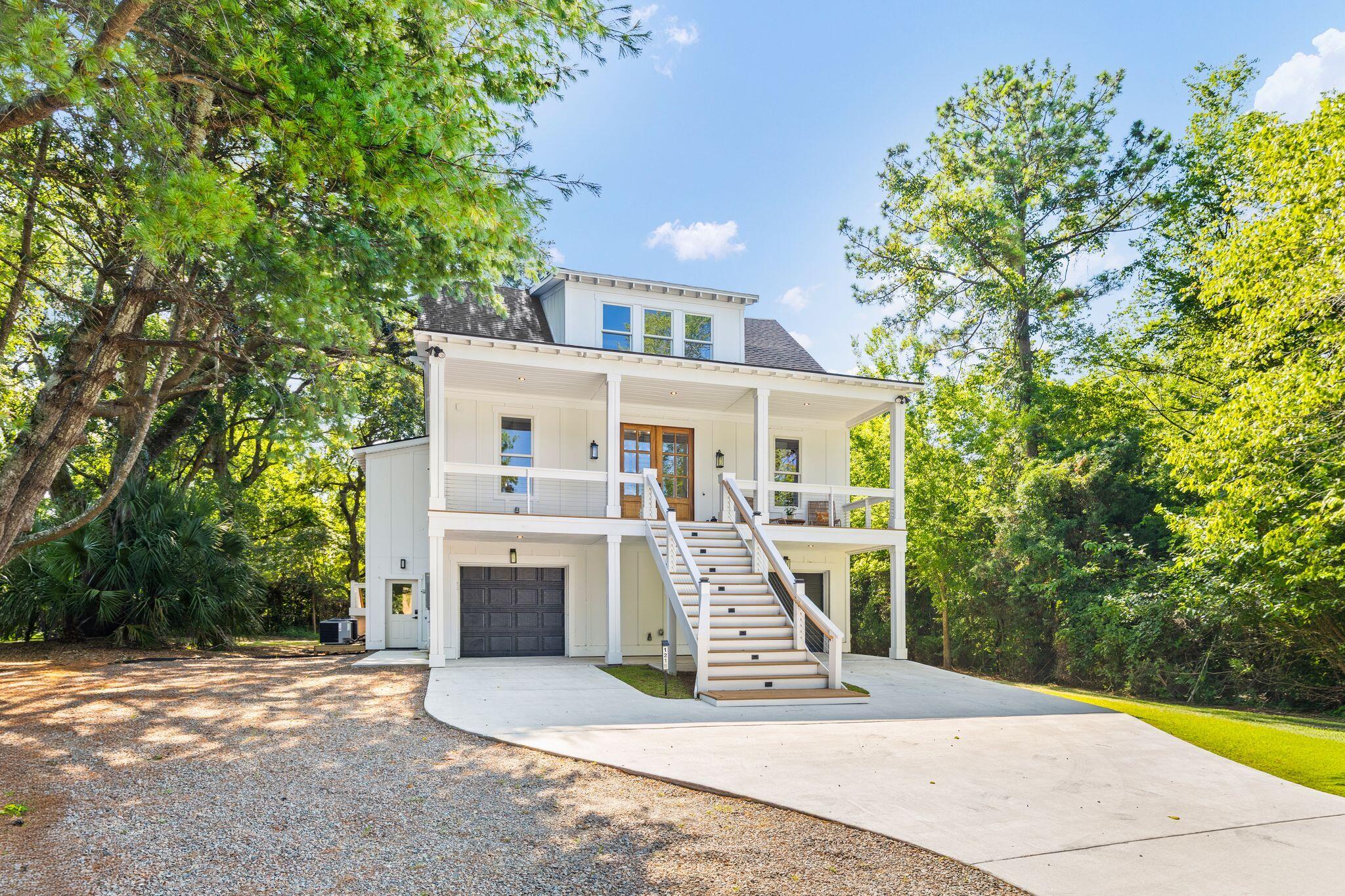 1216 Old Towne Road
