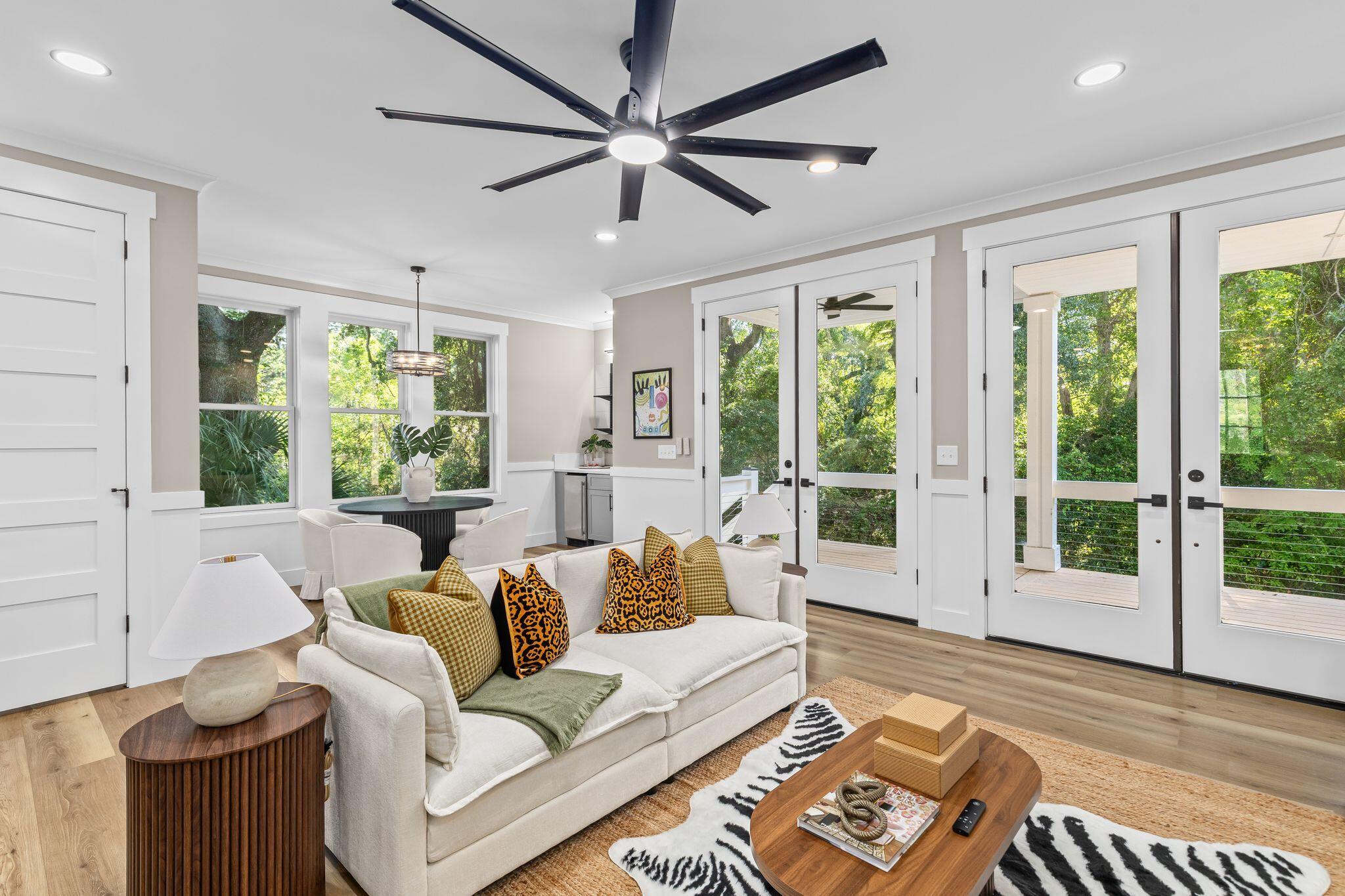 1216 Old Towne Road