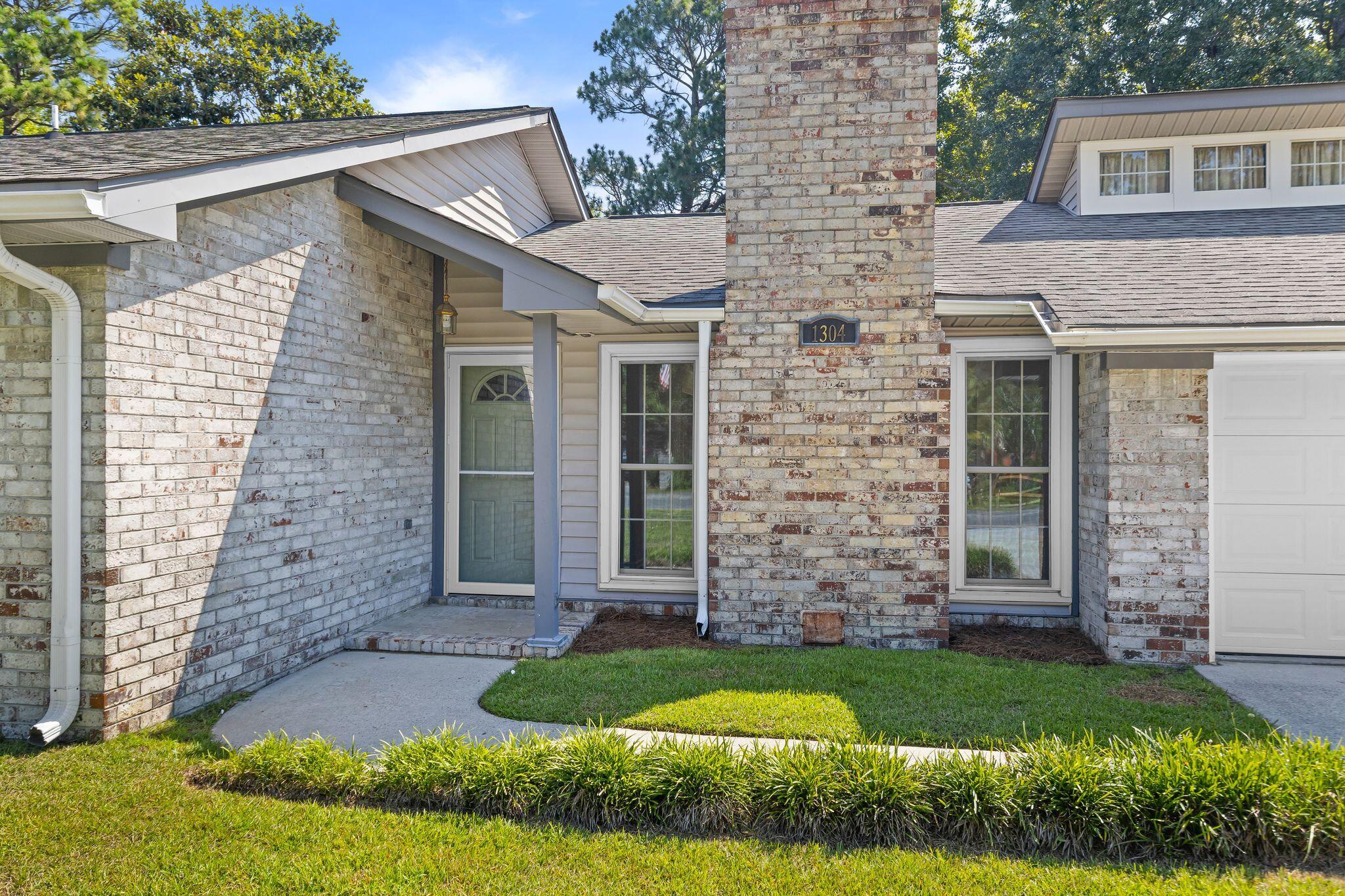 1304 Hampton Drive