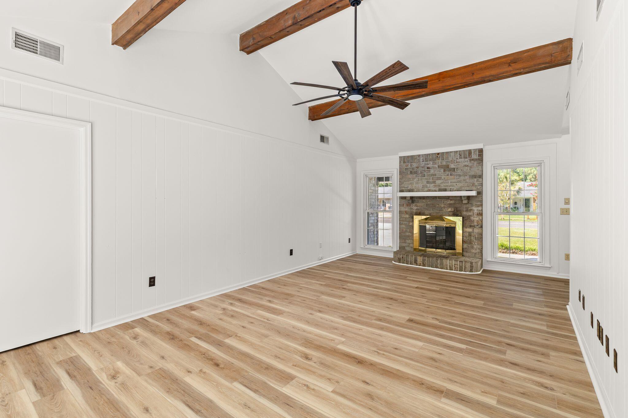 1304 Hampton Drive