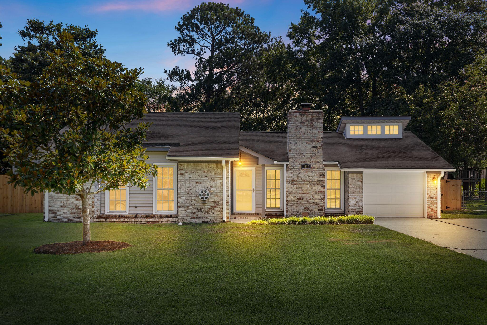 1304 Hampton Drive