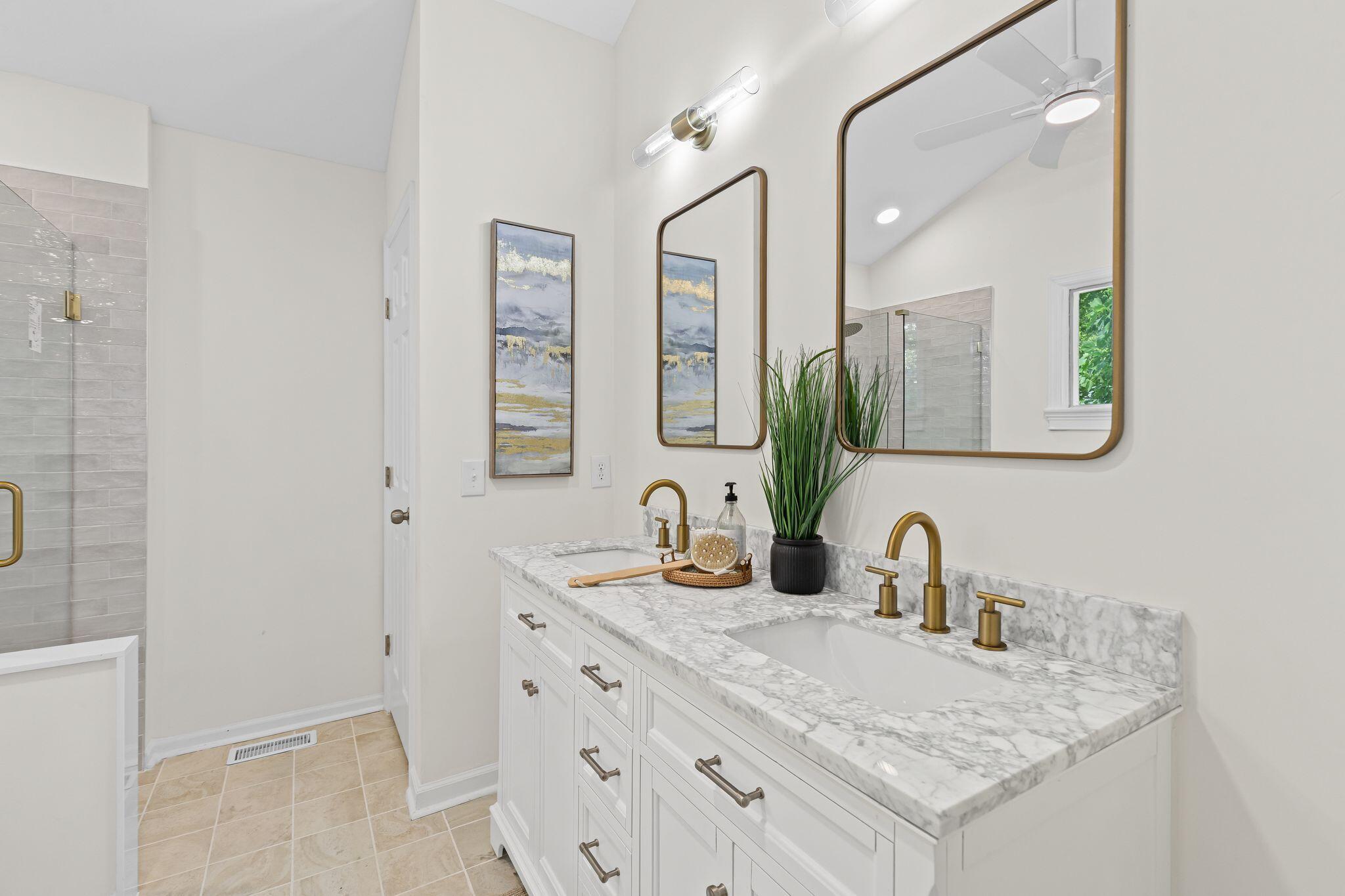 103 Kitridge Point