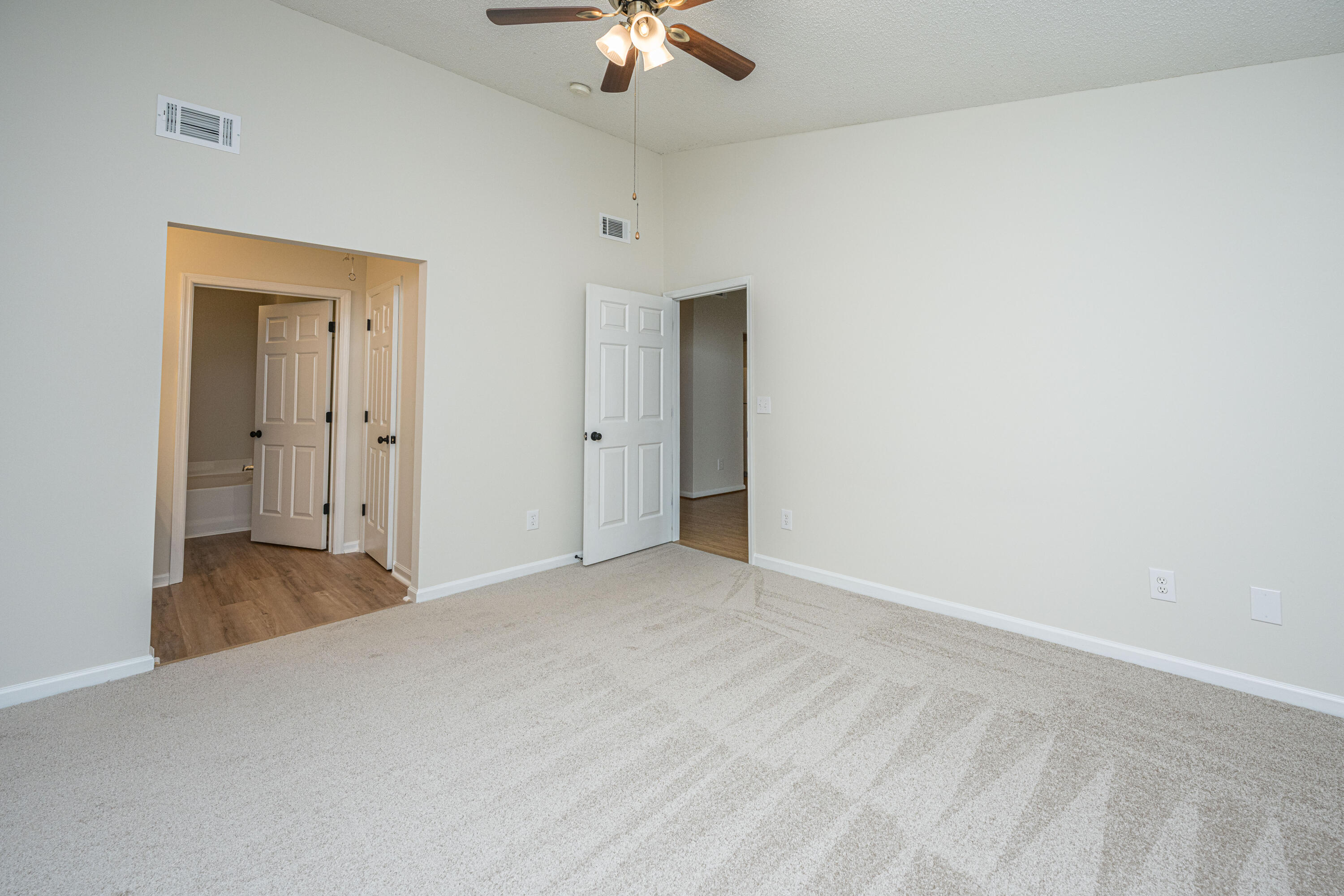 1523 Blaze Lane