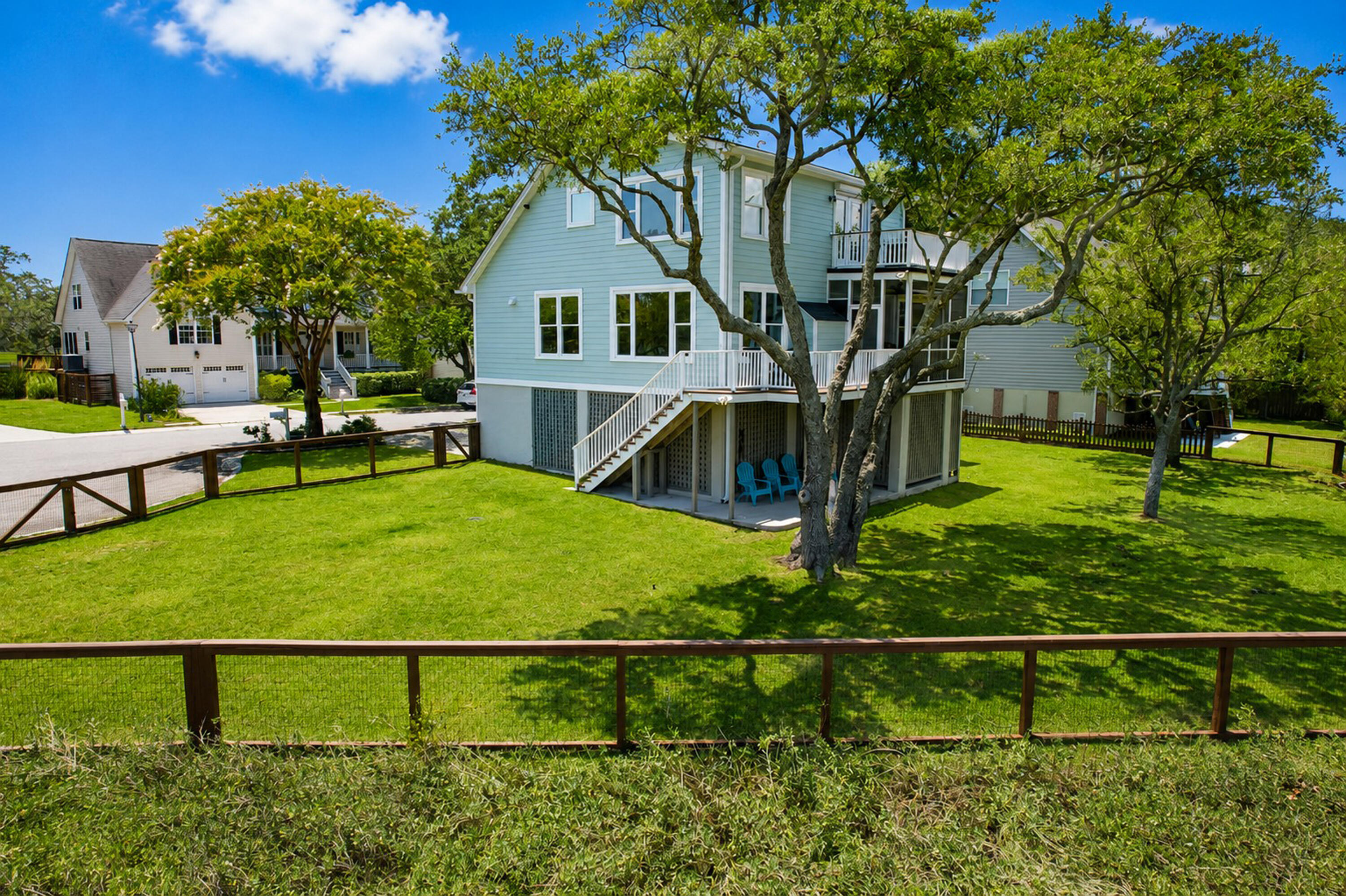 1463 Harborsun Drive