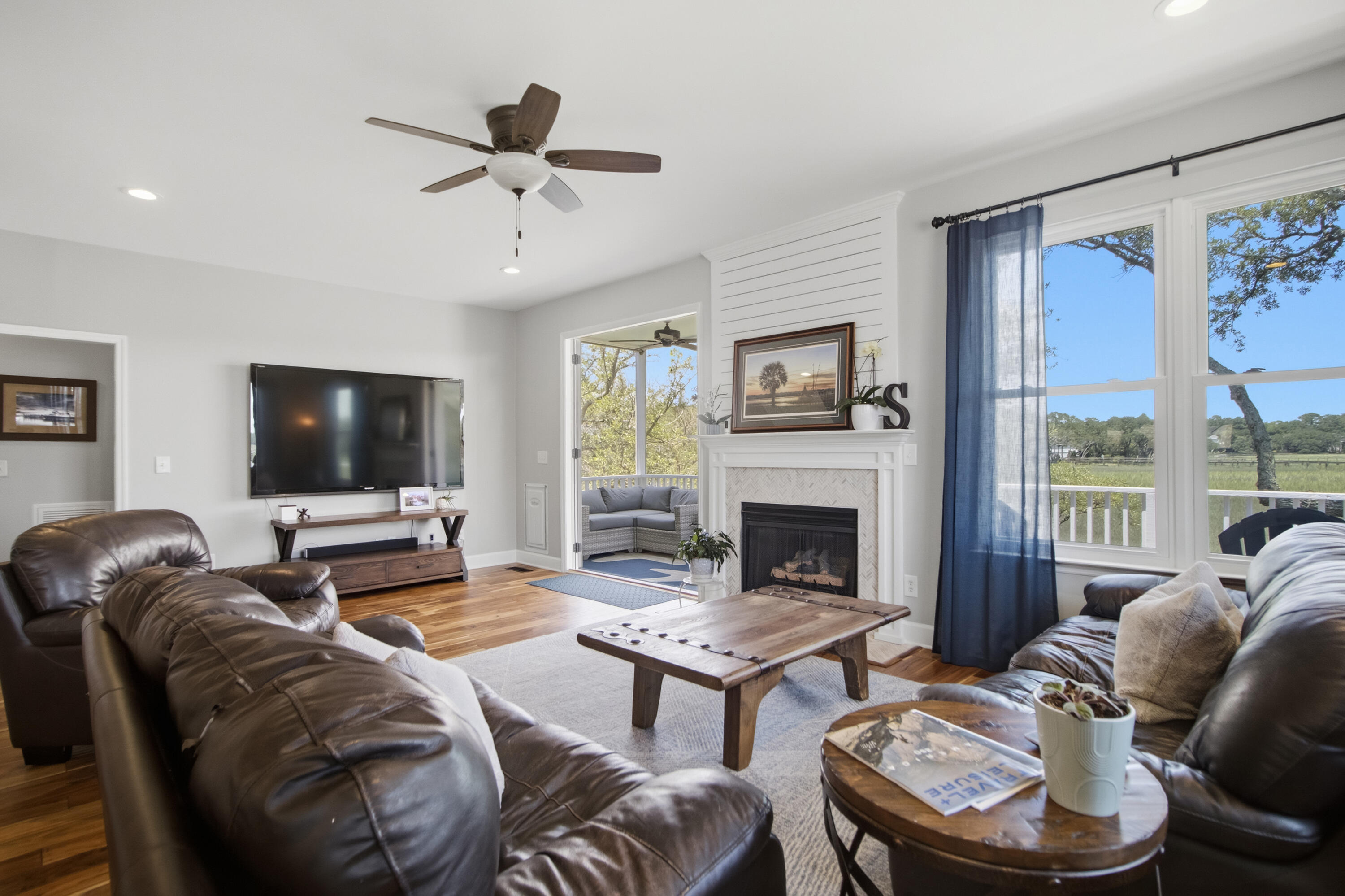 1463 Harborsun Drive