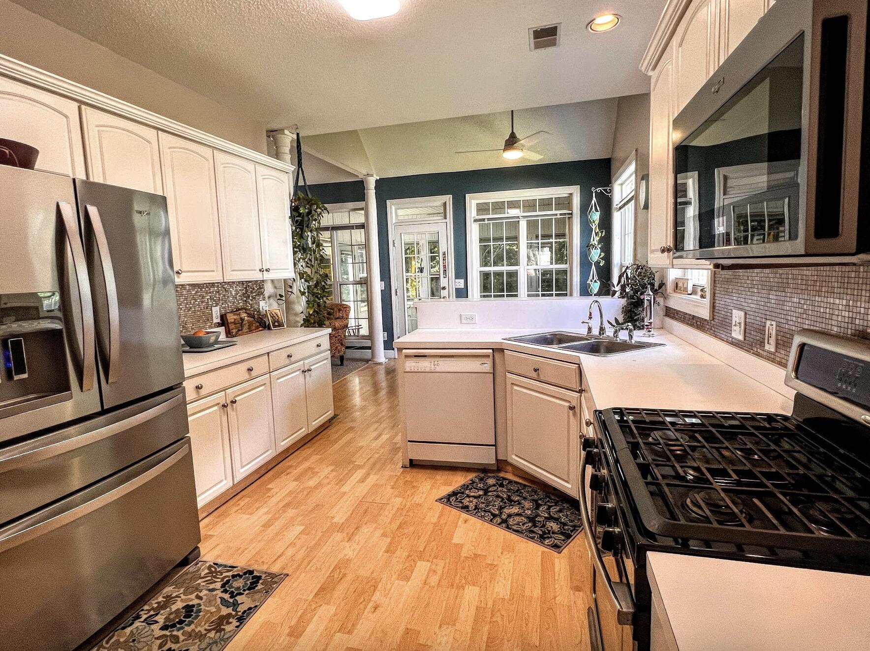 1721 Fox Ridge Court