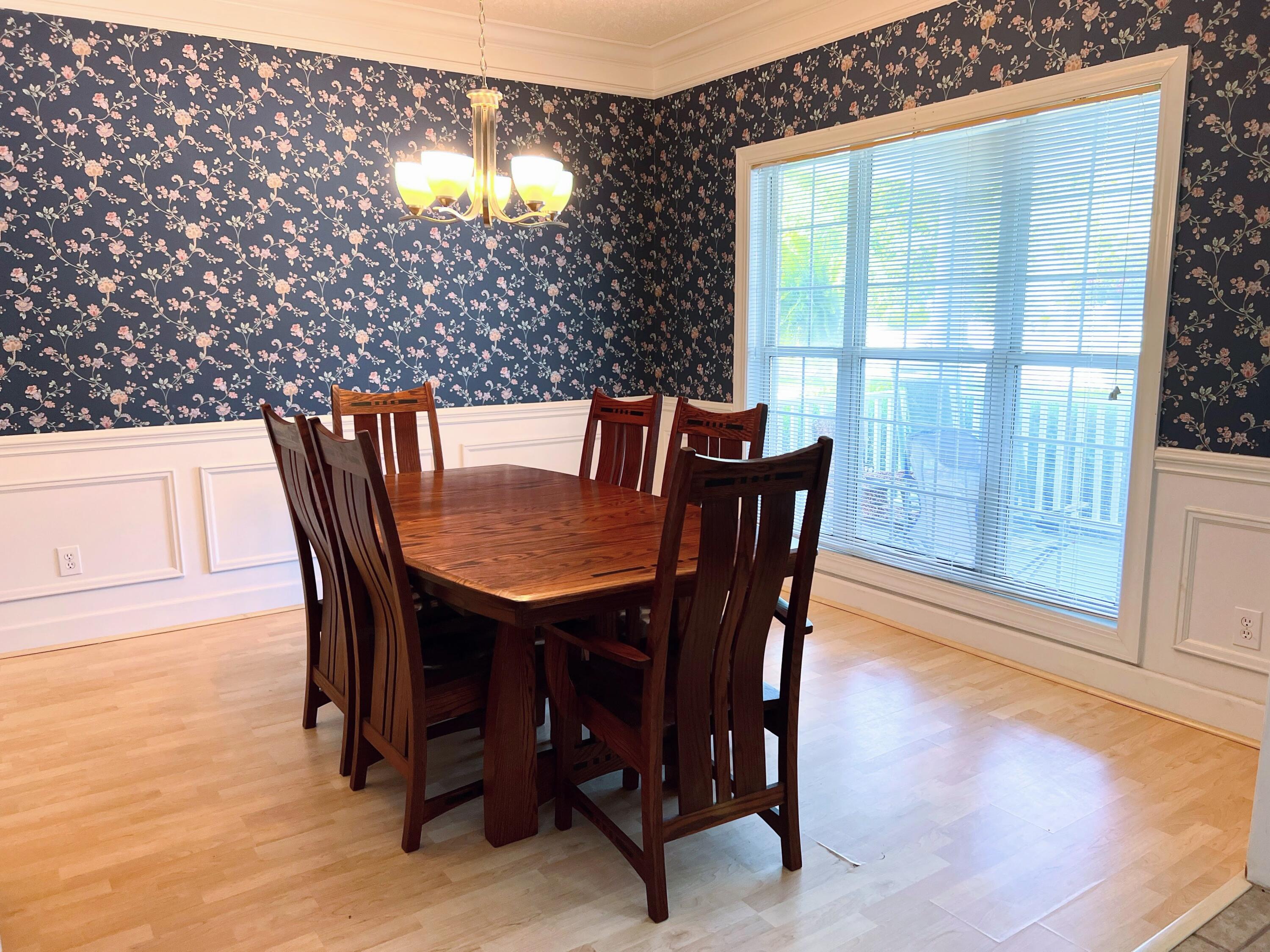 1721 Fox Ridge Court
