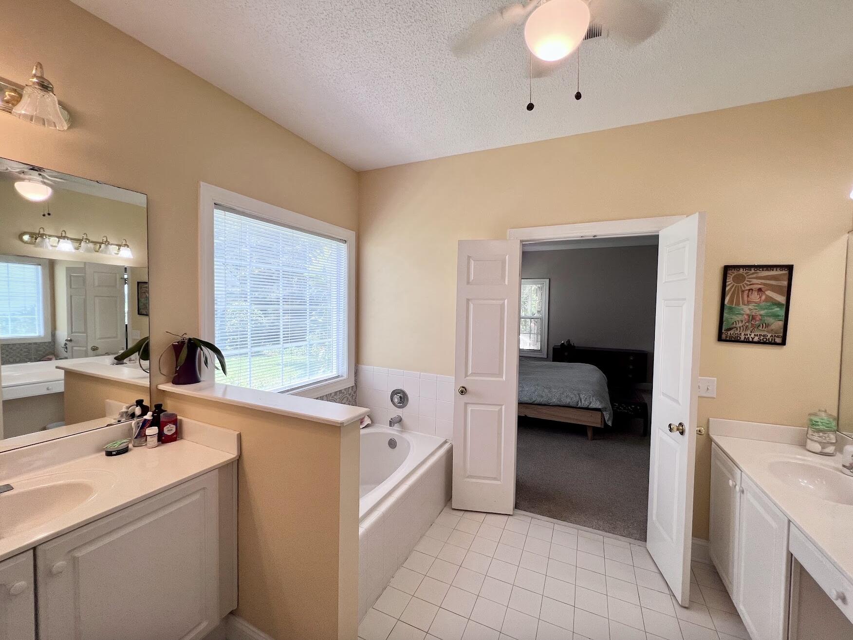 1721 Fox Ridge Court