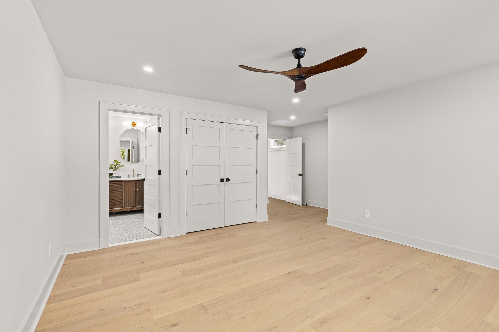 1134 Greenview Lane